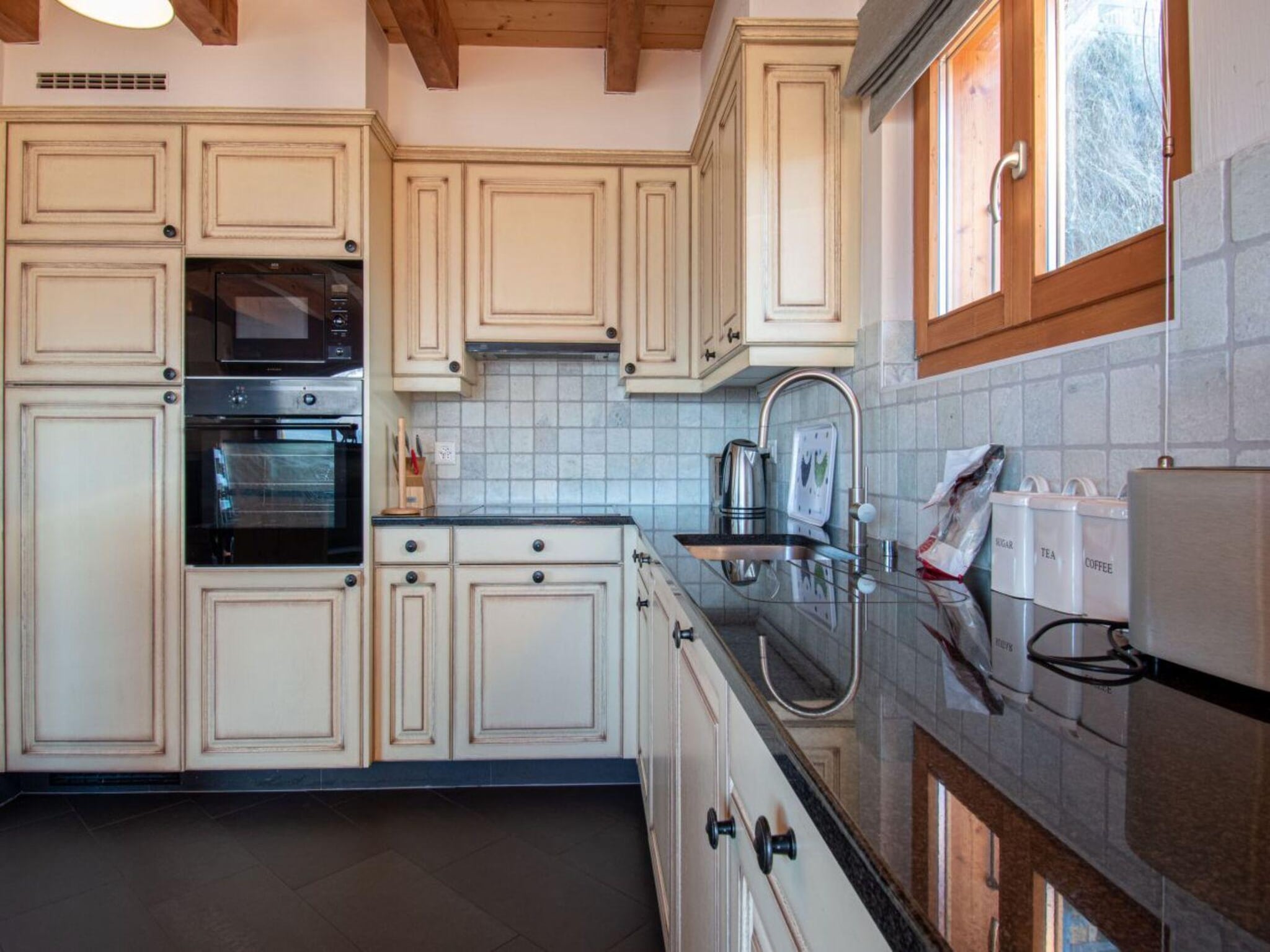 Ferienhaus Hirondelle JACUZZI & LUXURY chalet 12 pers