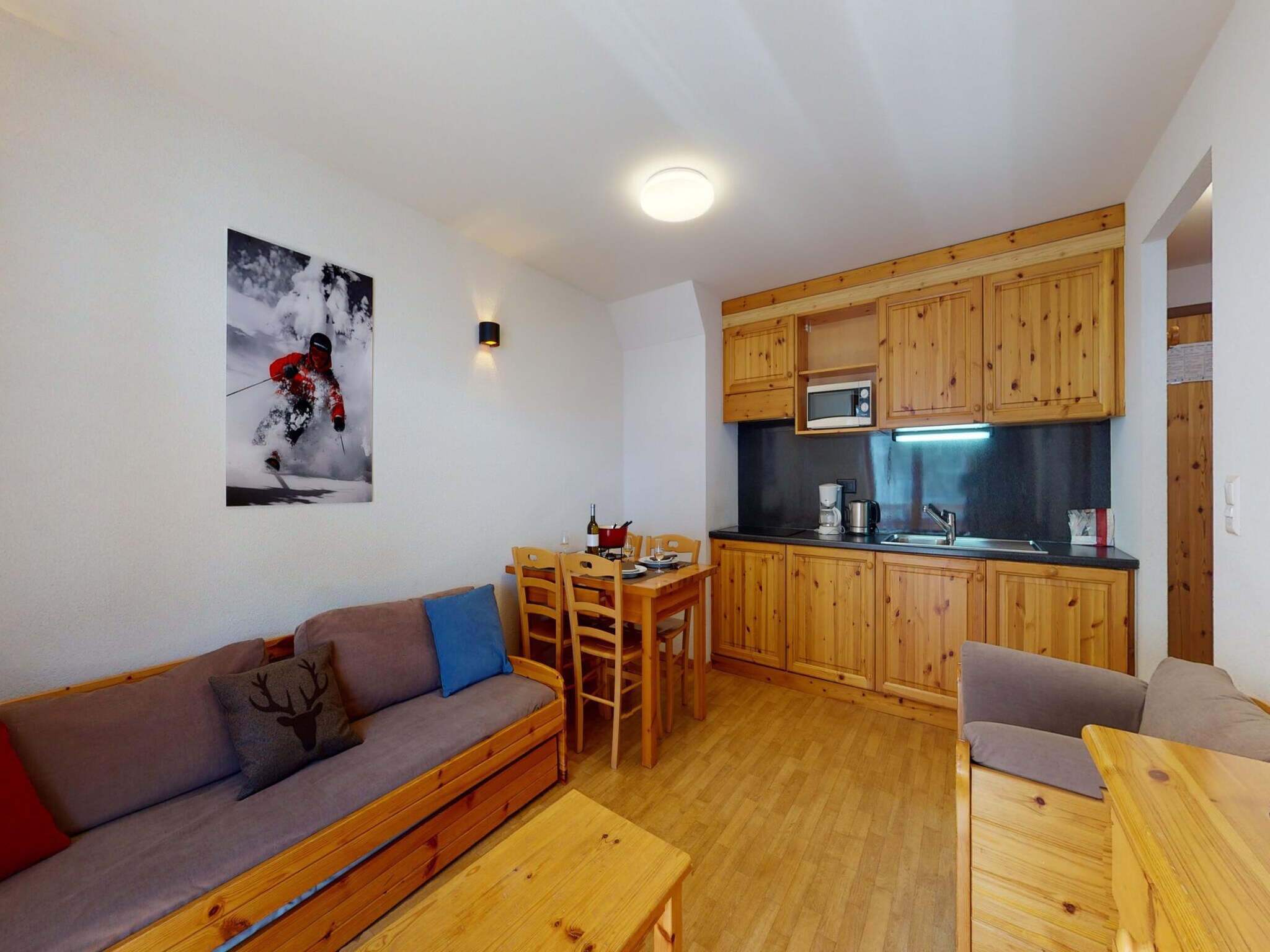 Ferienwohnung Pracondu 2 402 - OUTDOOR & FUN charming apartment