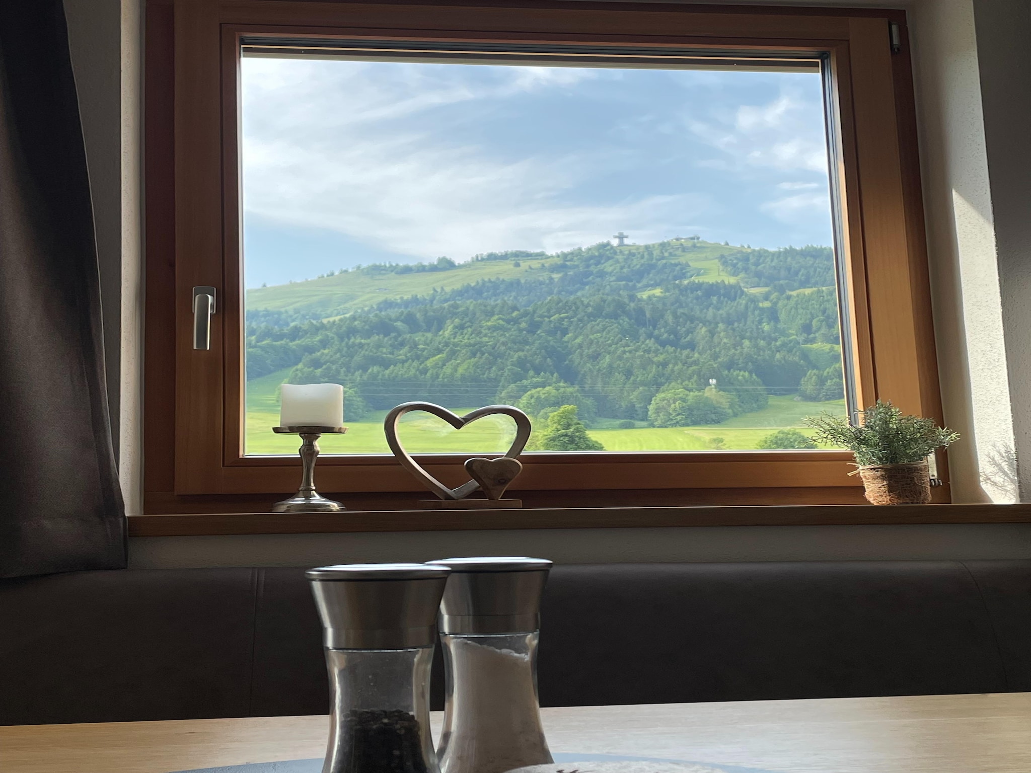 Vakantiehuis Luxusapartment mit Sauna am Berg