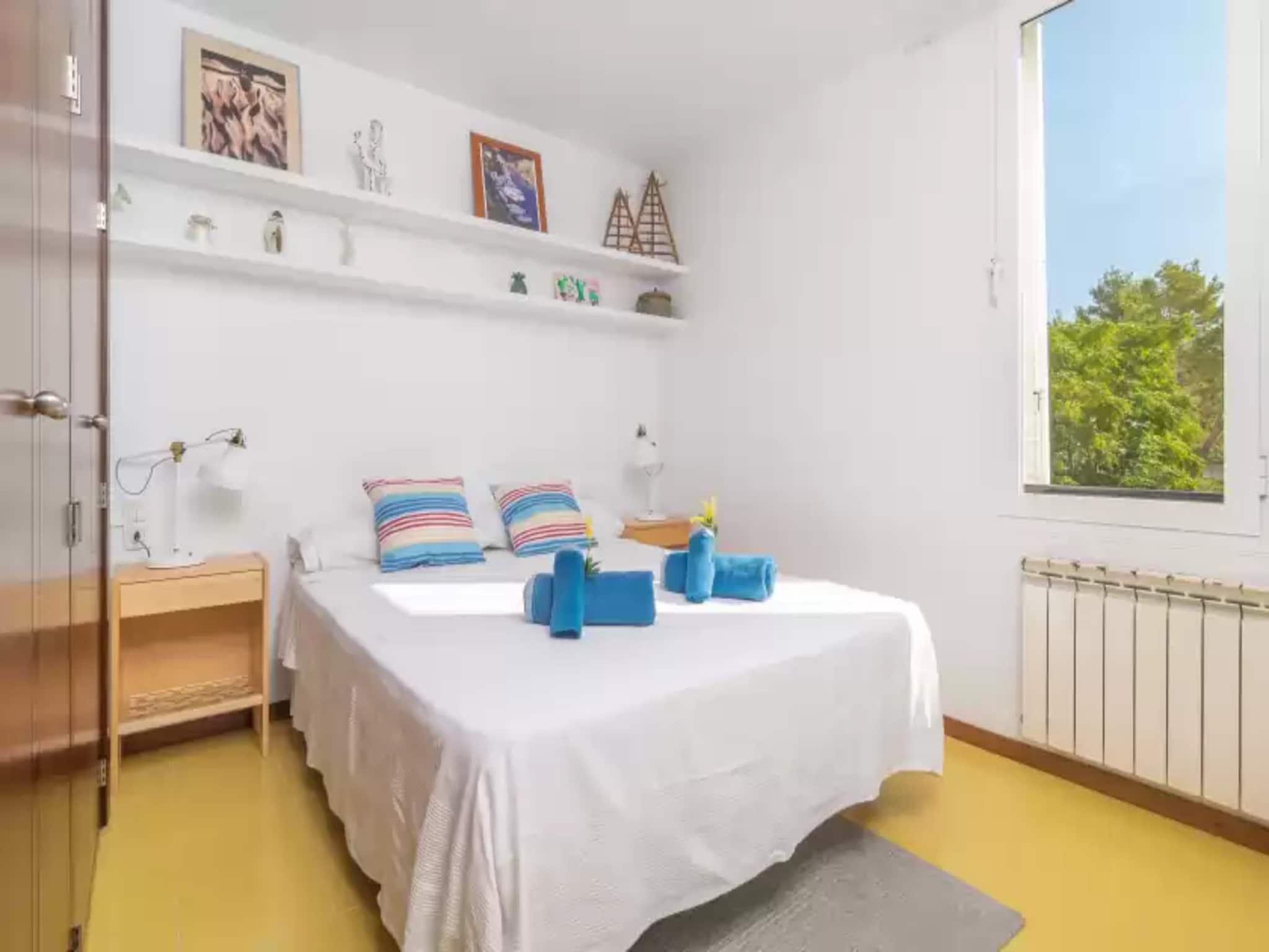   Mirella
