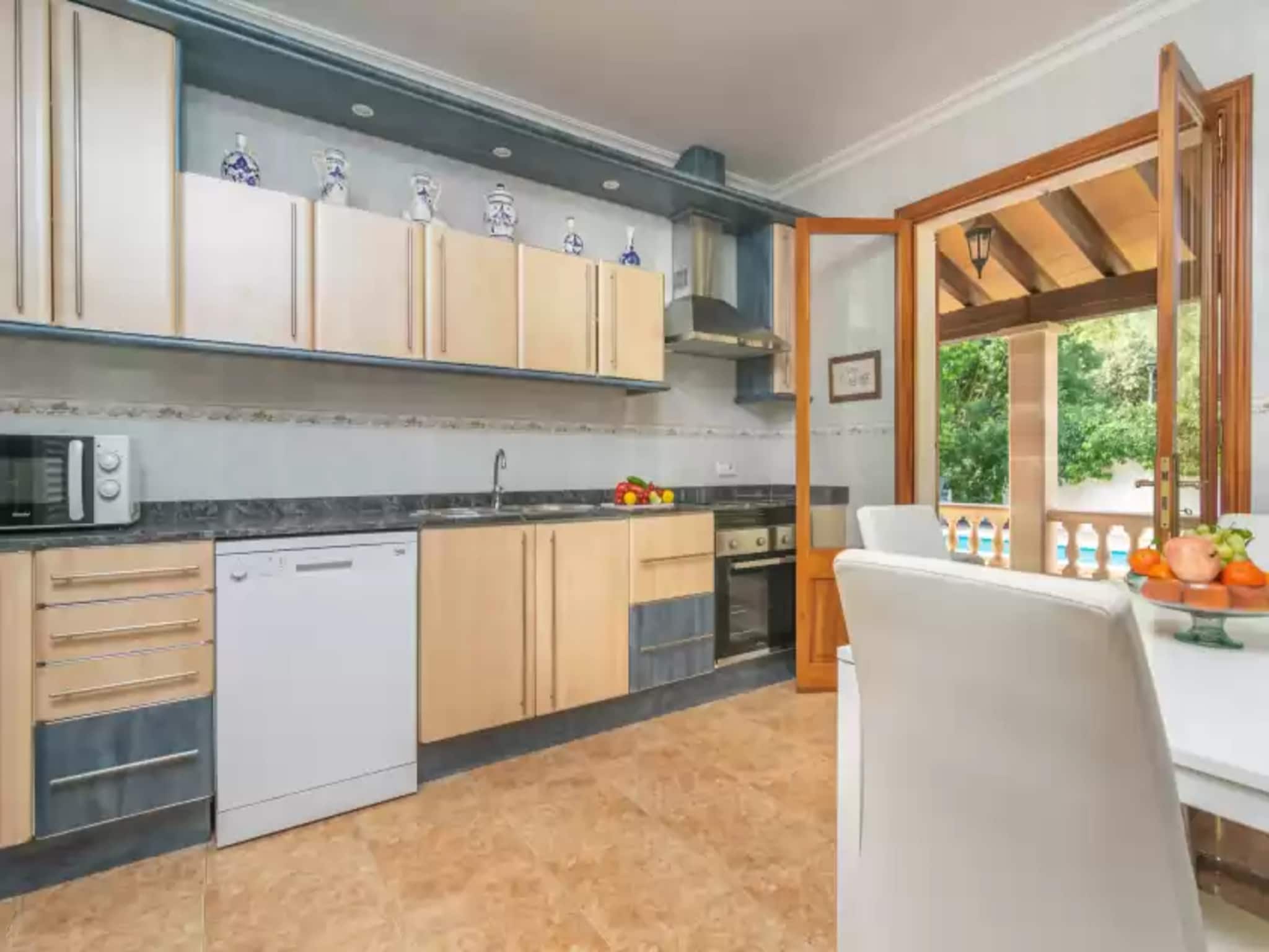 Ferienhaus Pomeres 9