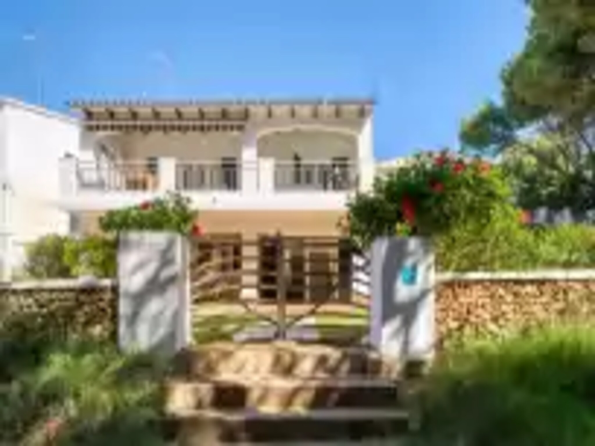 Lomatalo Villa Arena