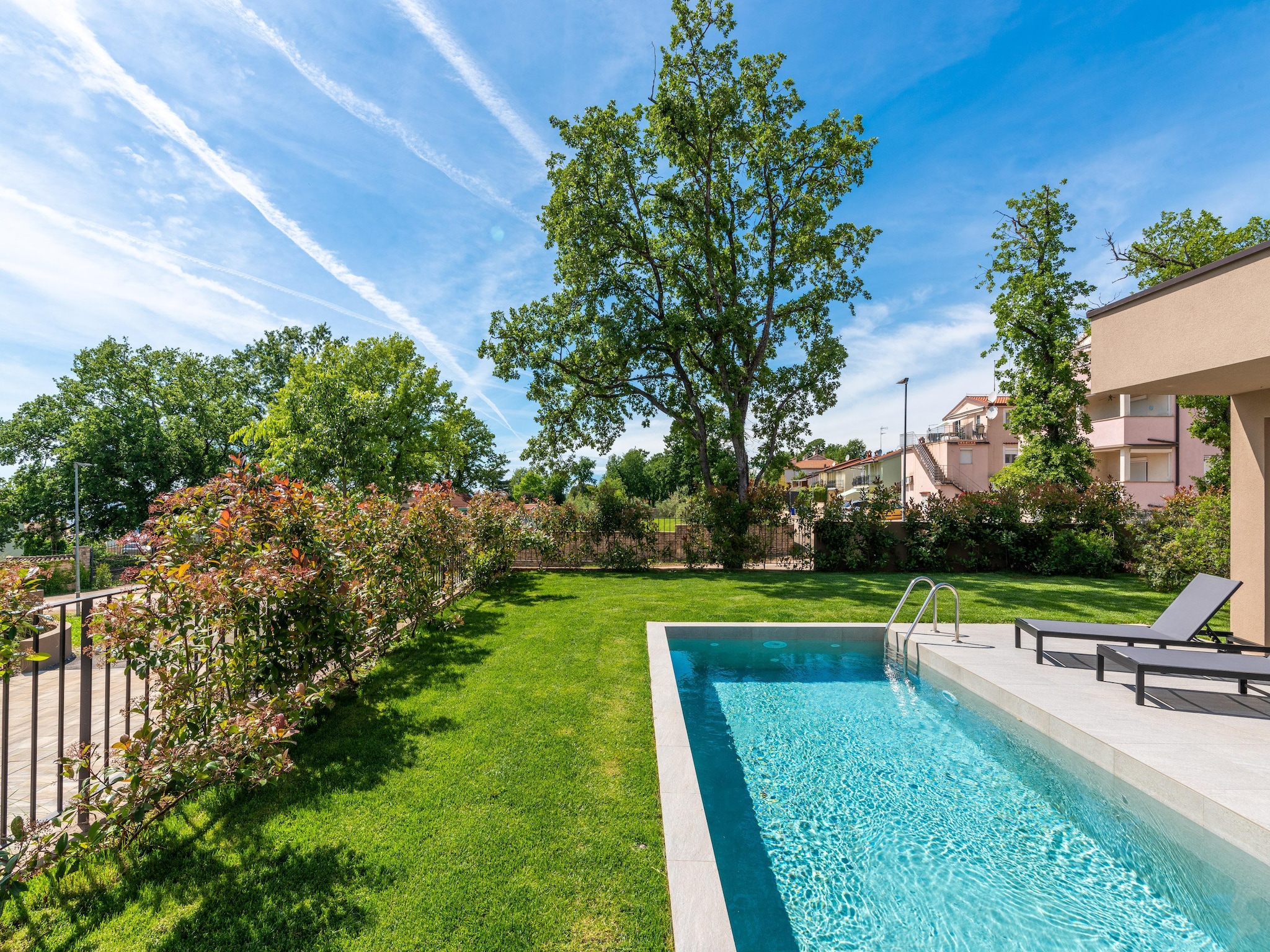 Ferienhaus Quercus village App 1 with private pool