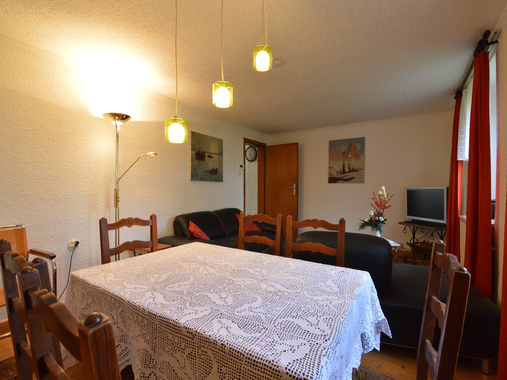   Haus Päsch nahe See mit beheiztem Whirlpool/S