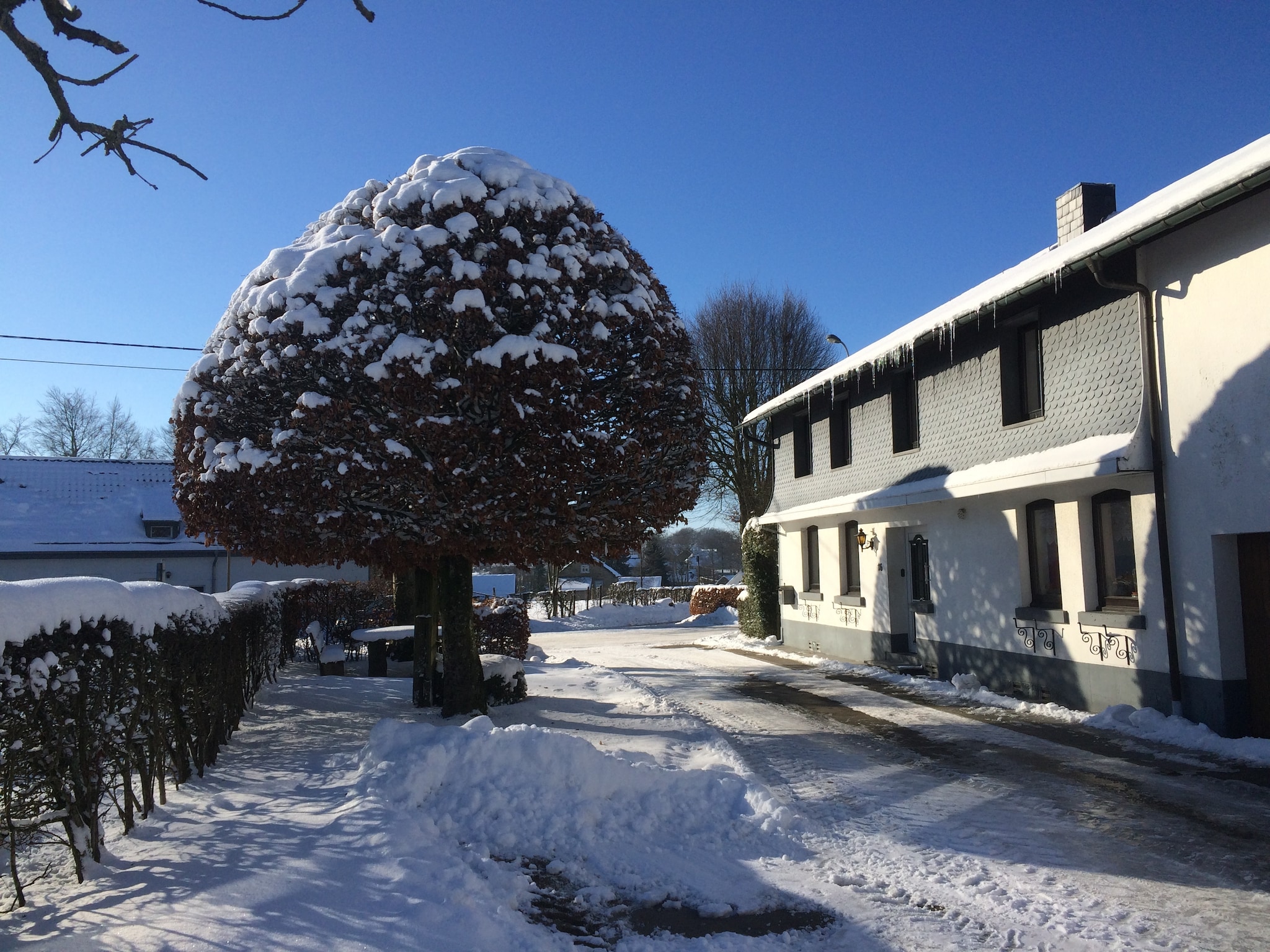   Haus Päsch nahe See mit beheiztem Whirlpool/S