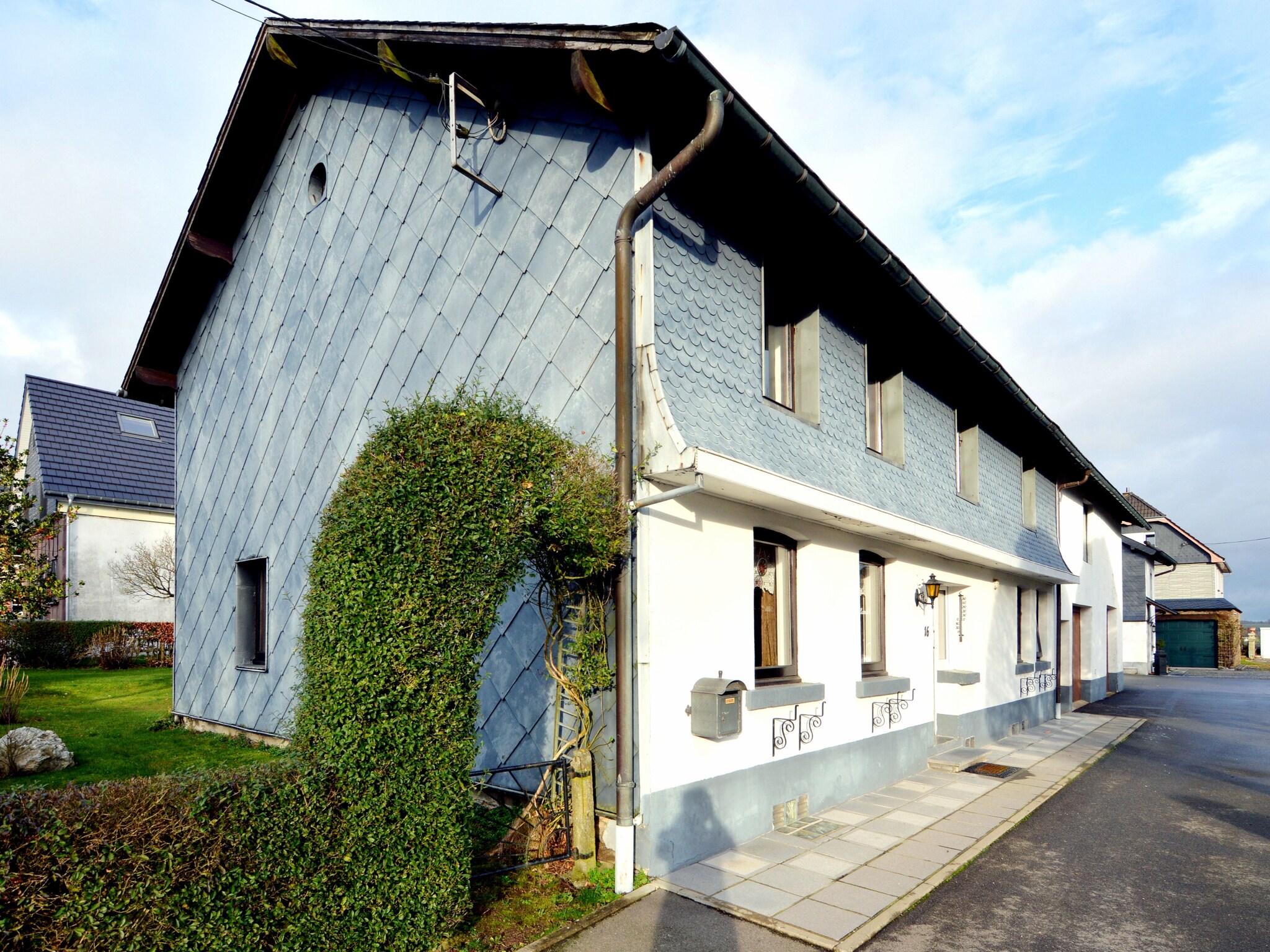   Haus Päsch nahe See mit beheiztem Whirlpool/S