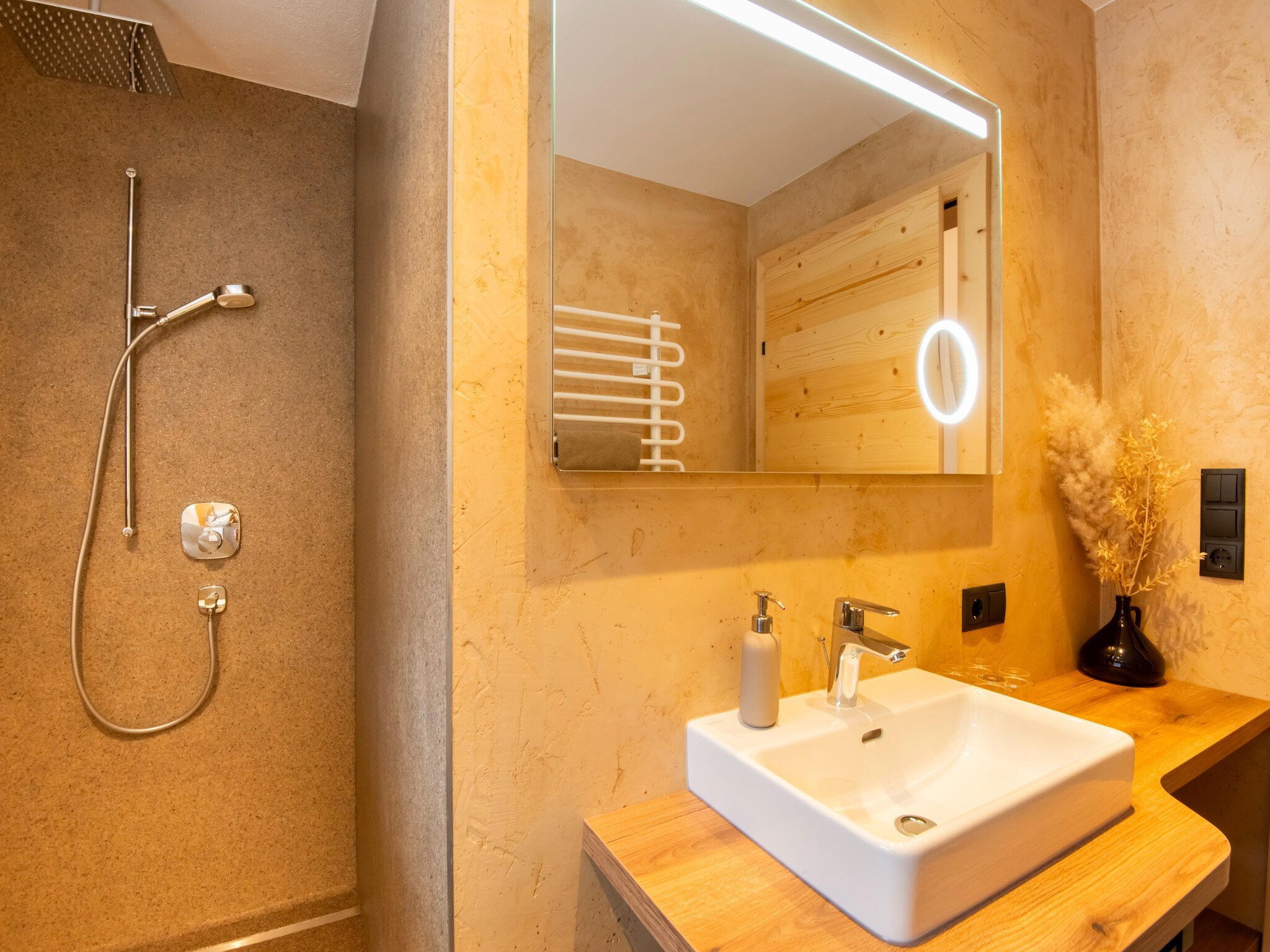Lomahuoneisto Apartment Moiklerhof