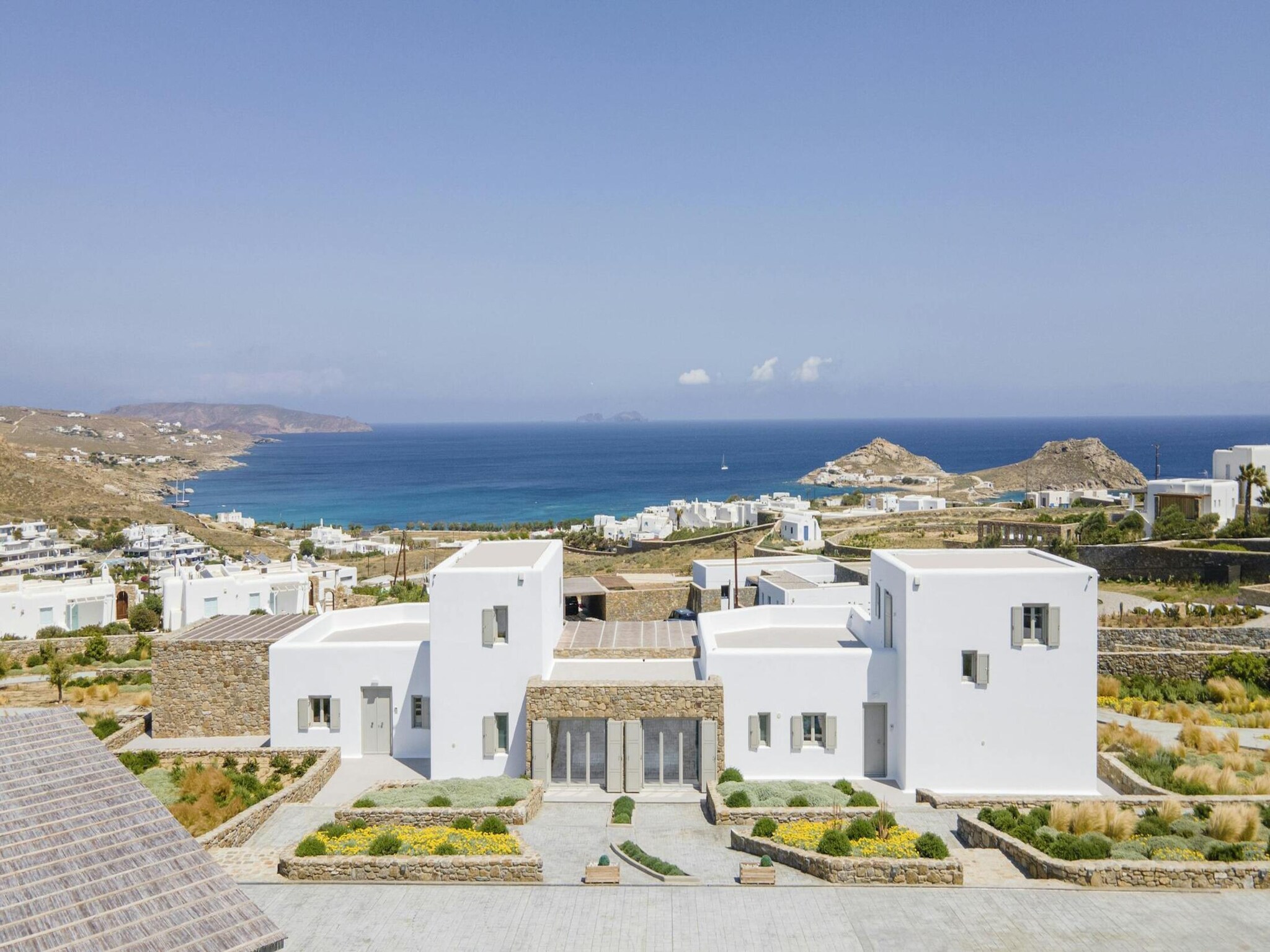   Villa Rhea