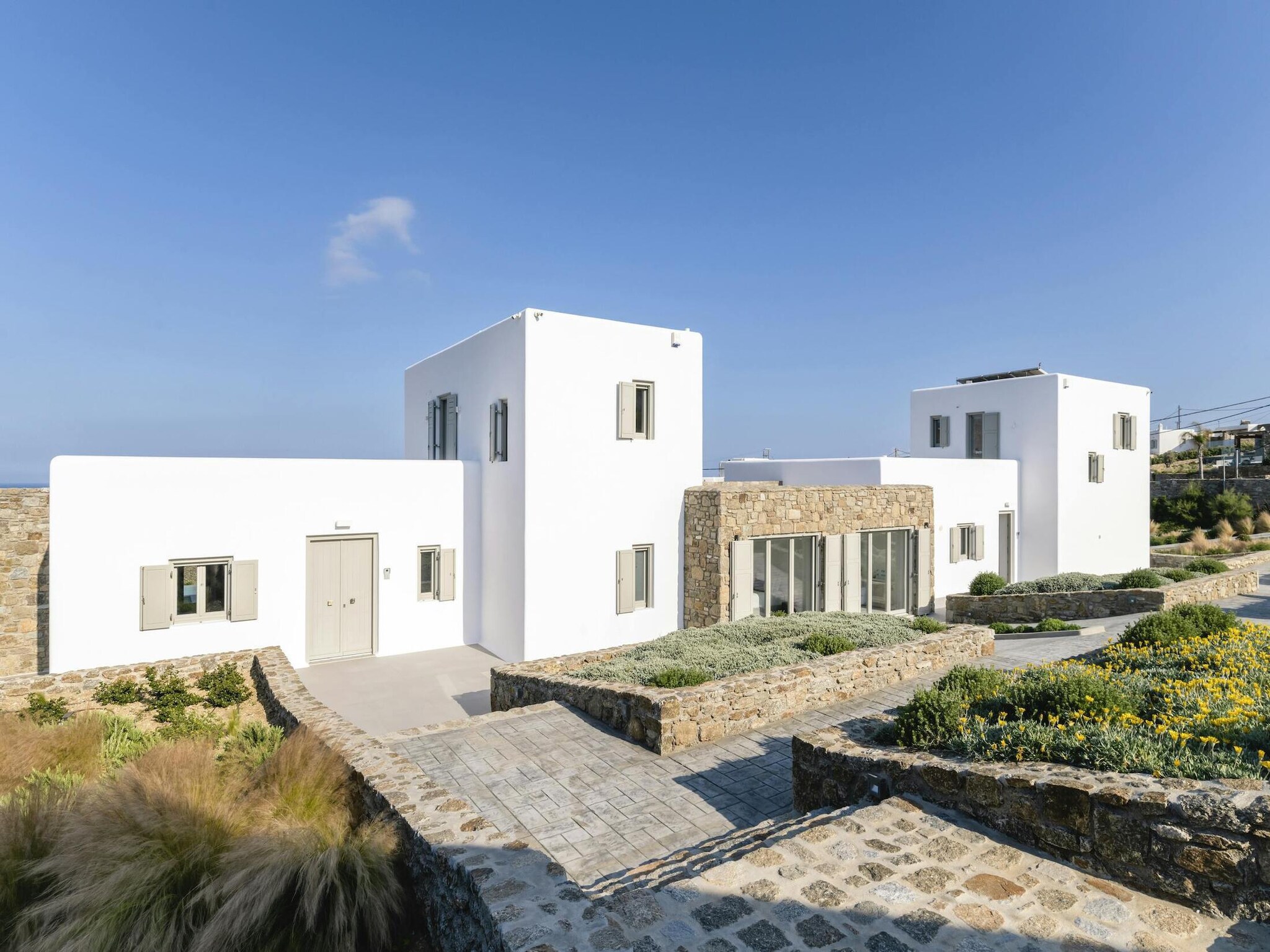   Villa Rhea
