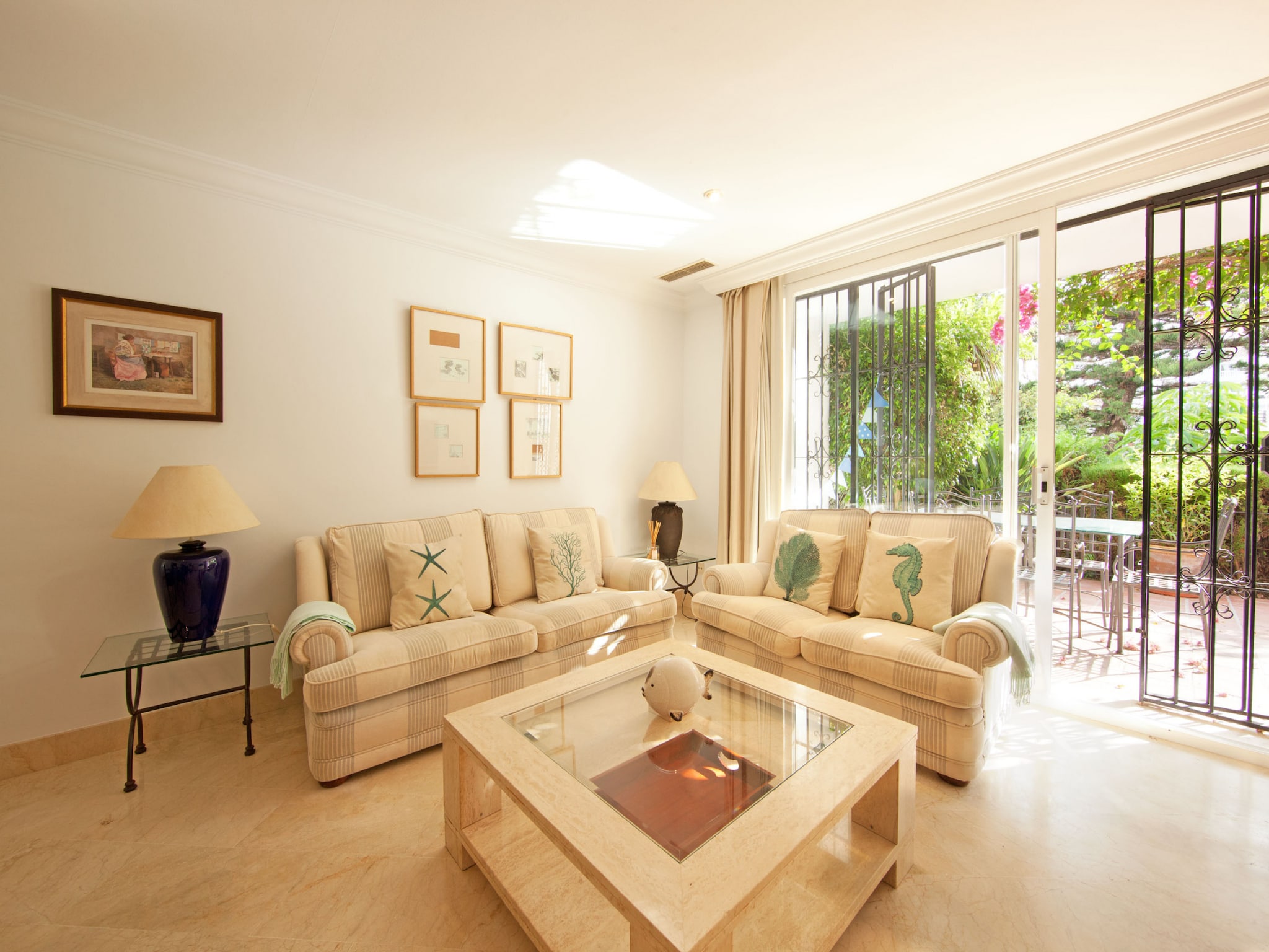 Apartment White Pearl Beach J4