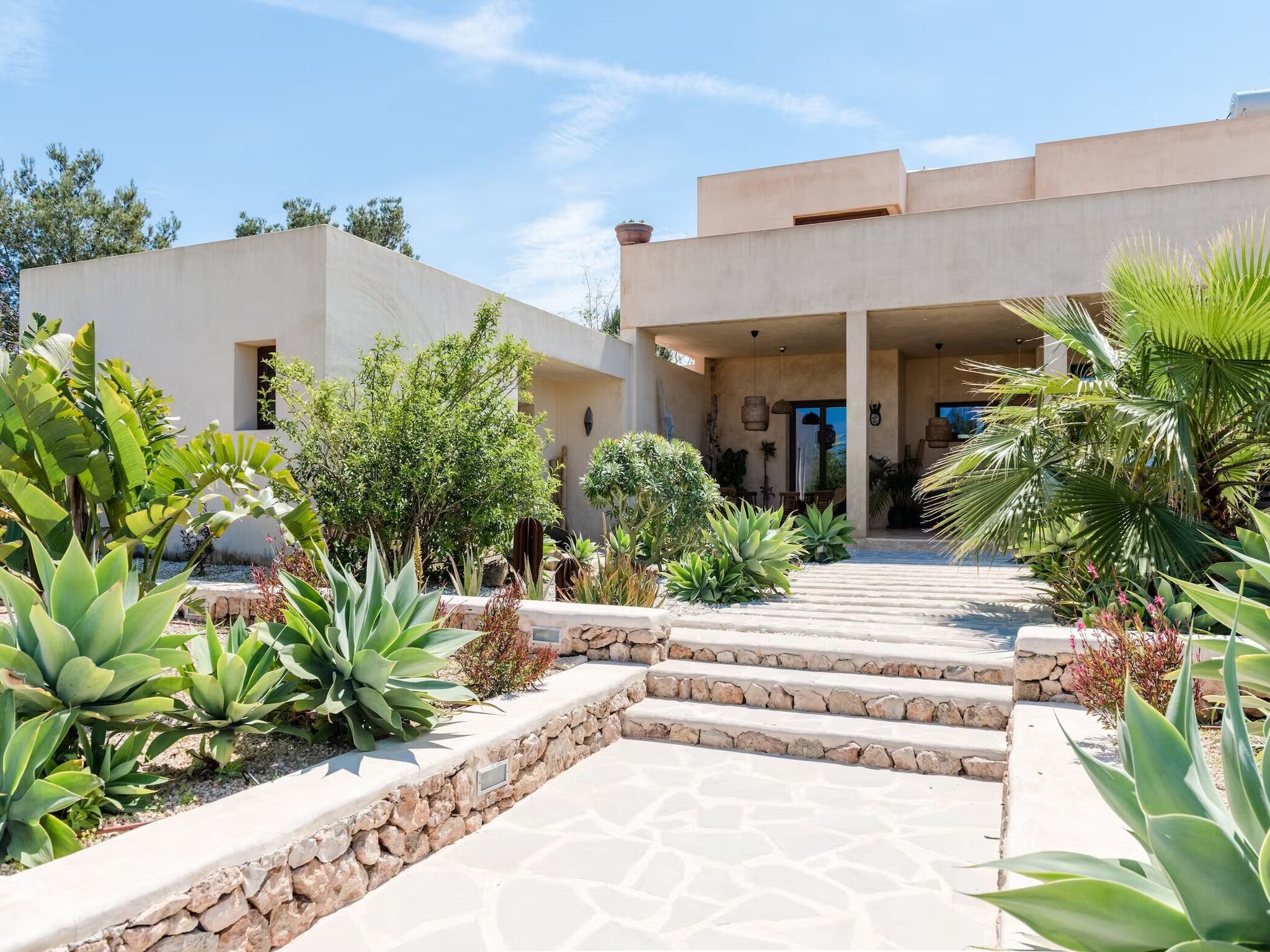 Lomatalo Villa Izarra