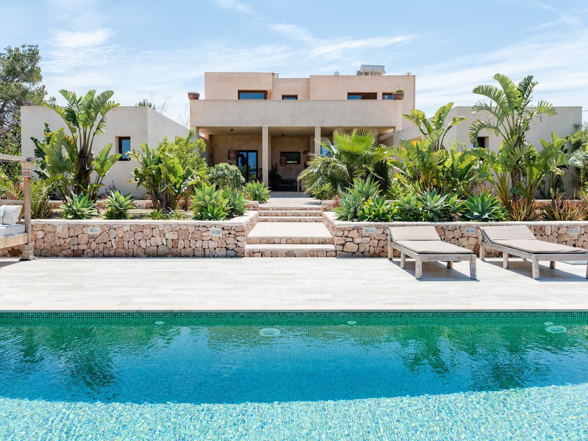 Lomatalo Villa Izarra