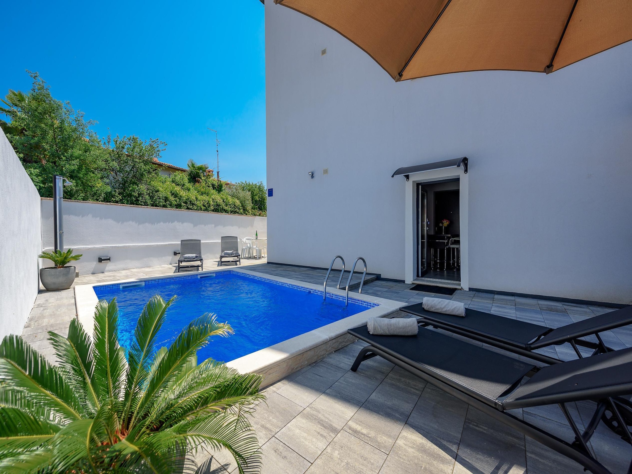 Ferienwohnung Apartment Vedran with heated pool, near Porec