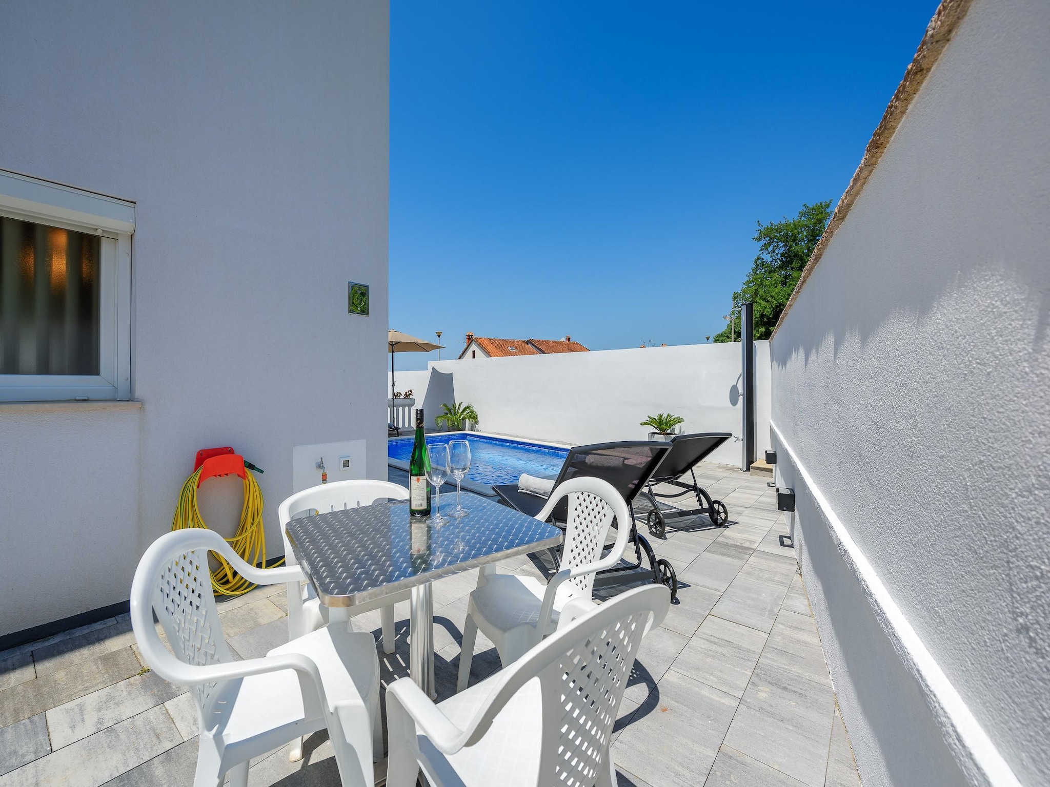 Ferienwohnung Apartment Vedran with heated pool, near Porec
