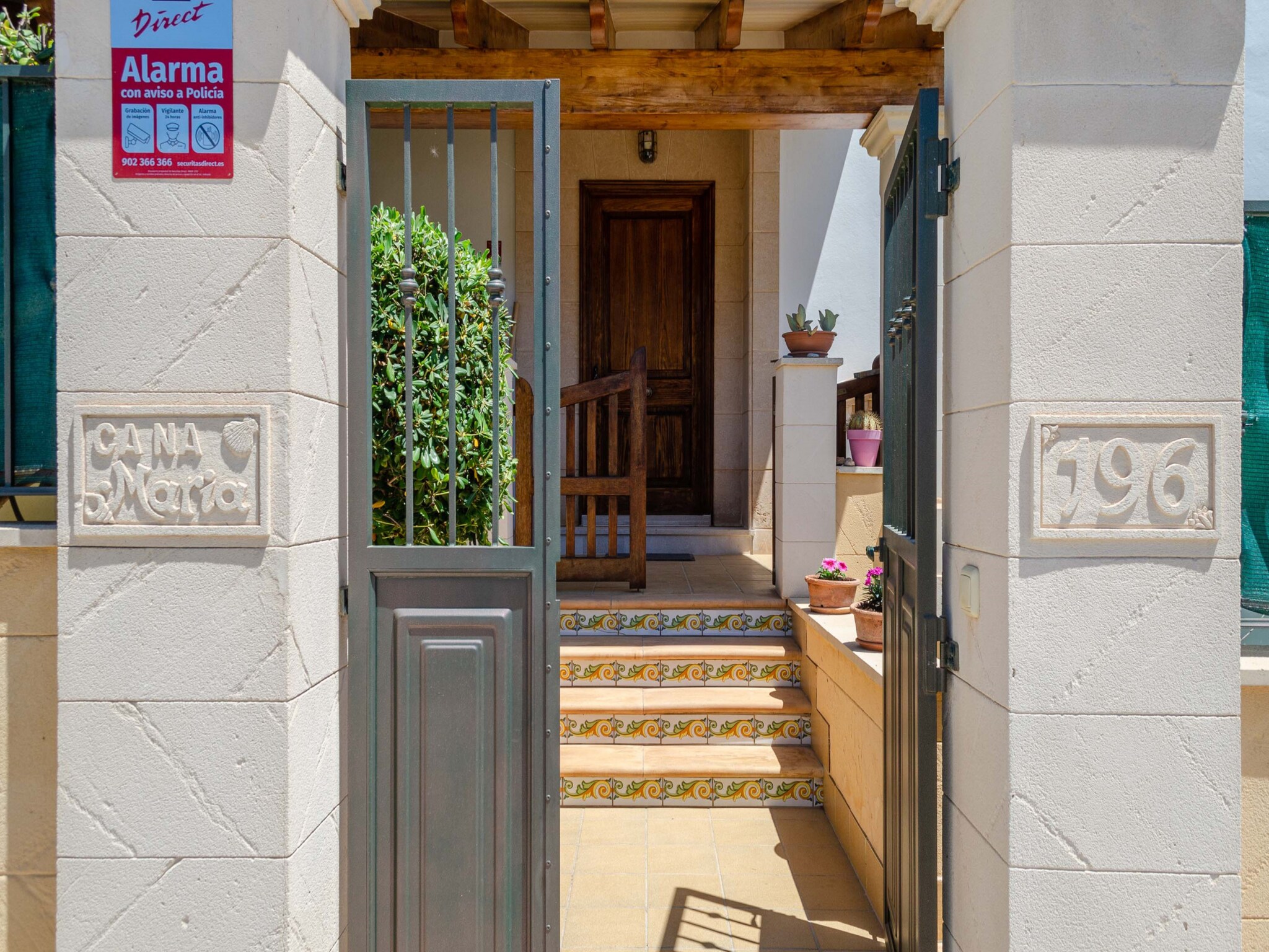   YourHouse Ca Na Maria