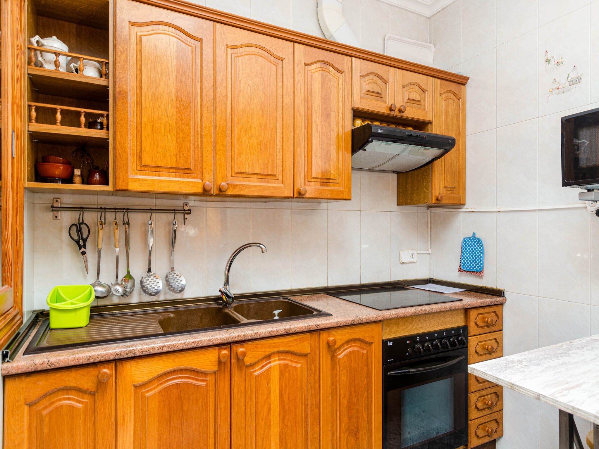   YourHouse Petita