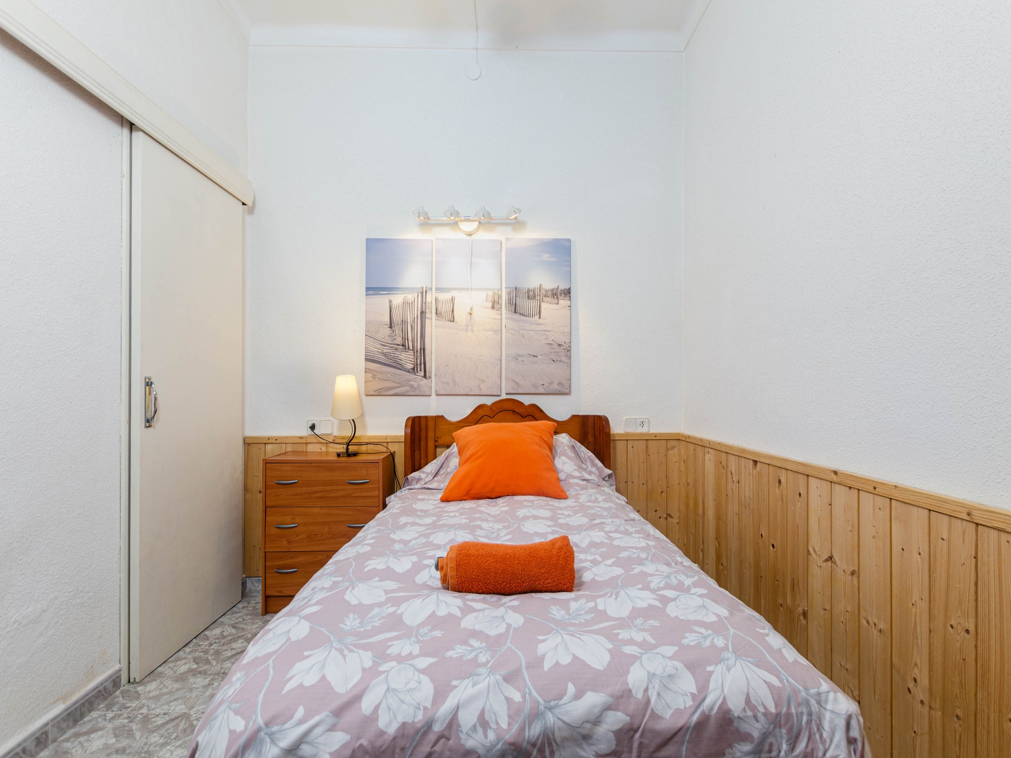   YourHouse Petita