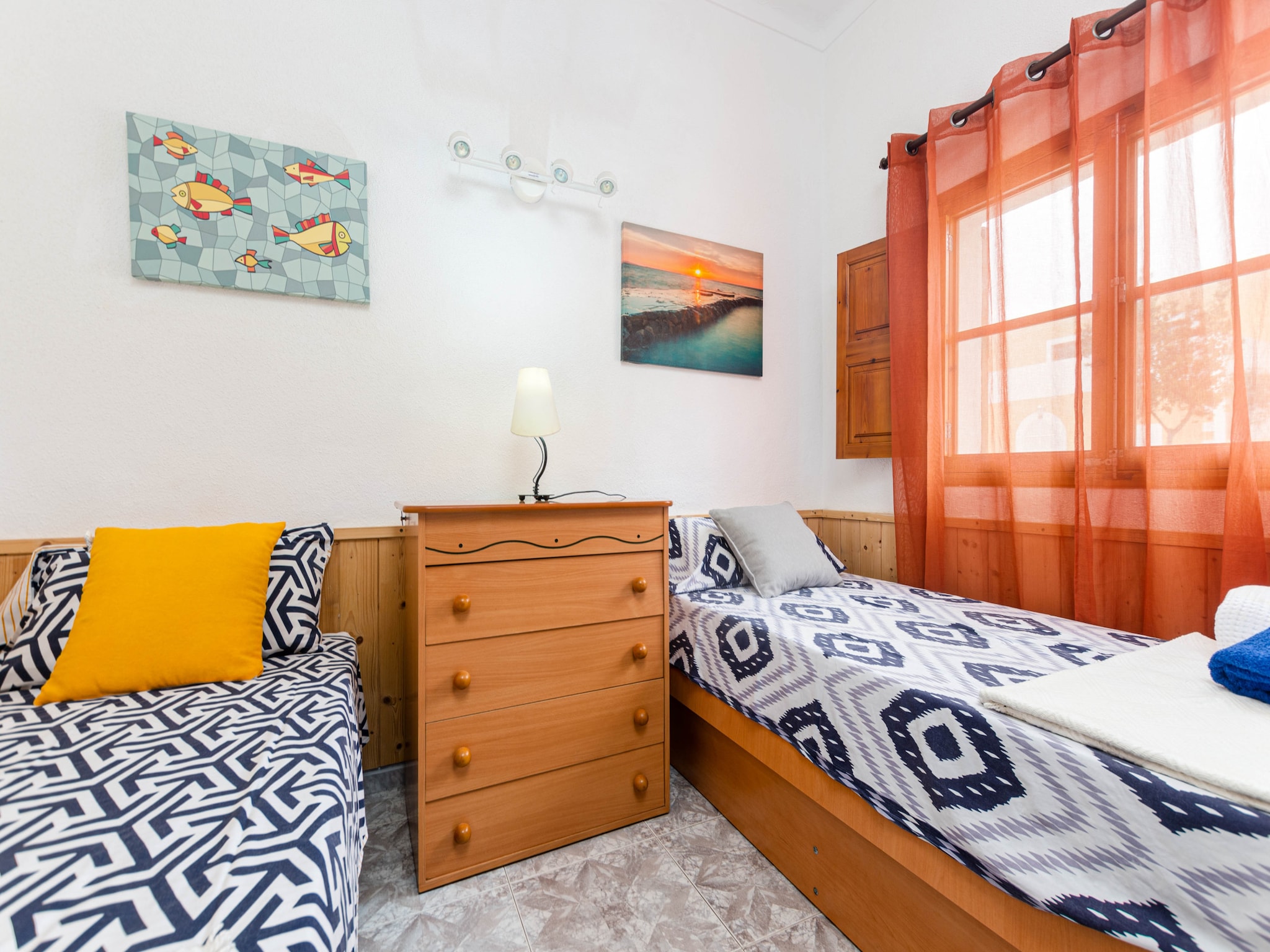   YourHouse Petita