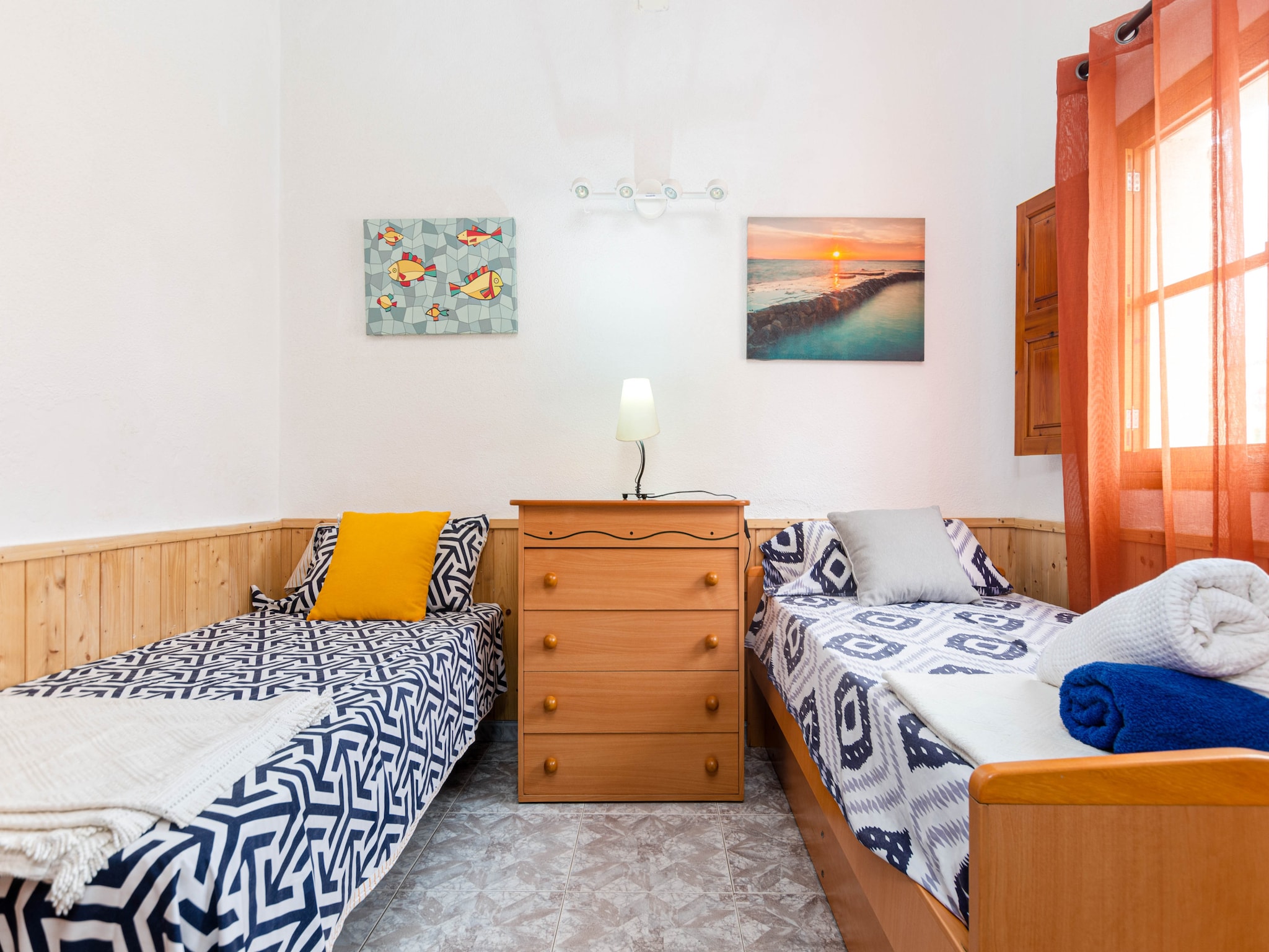   YourHouse Petita