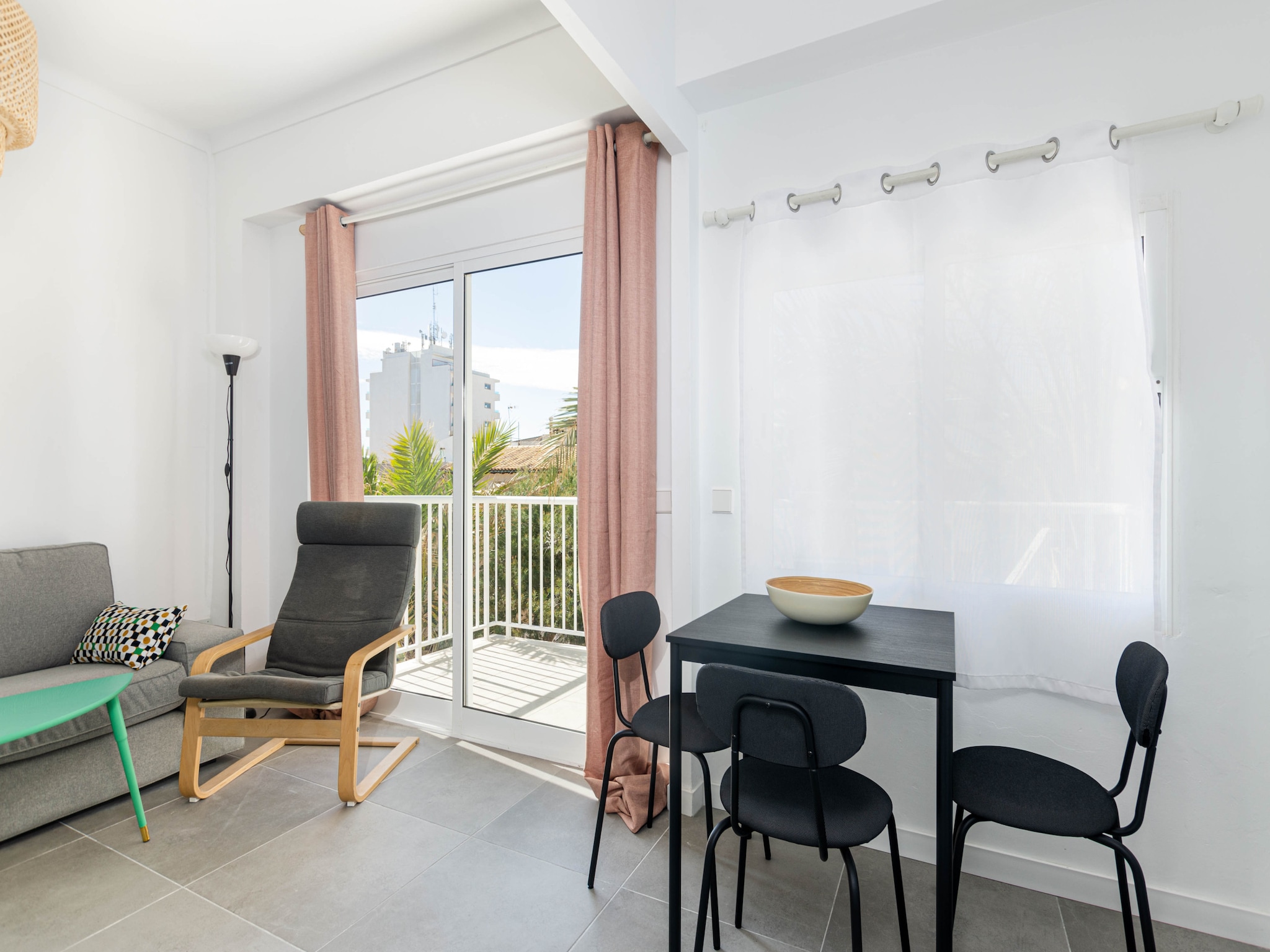 Ferienwohnung YourHouse apartment Monges con balcón