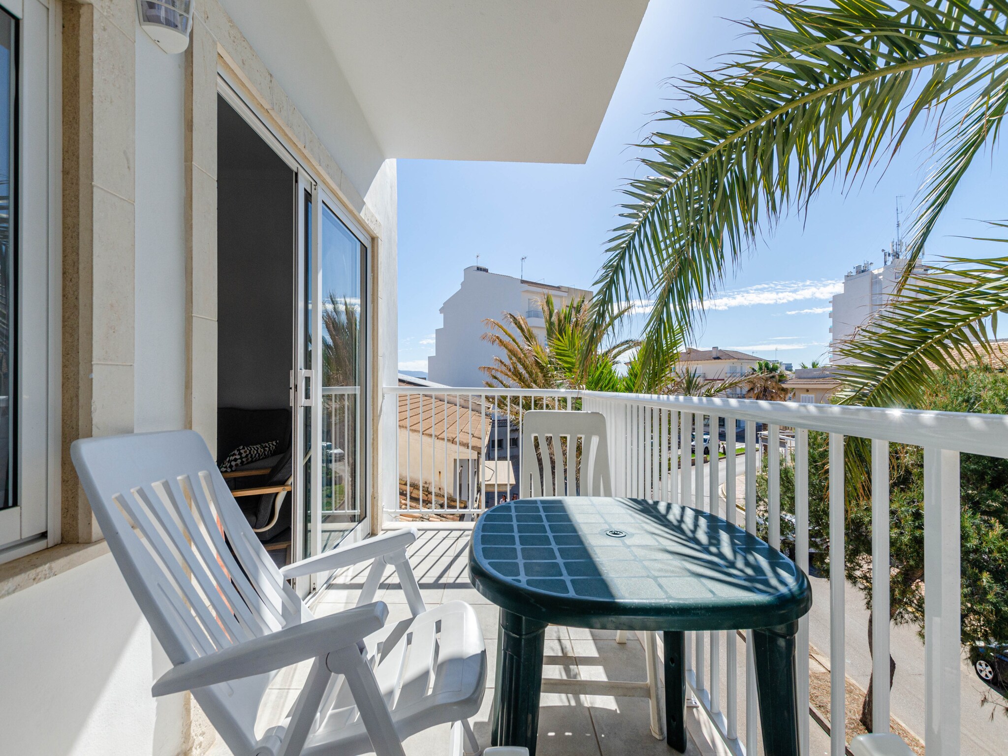 Ferienwohnung YourHouse apartment Monges con balcón