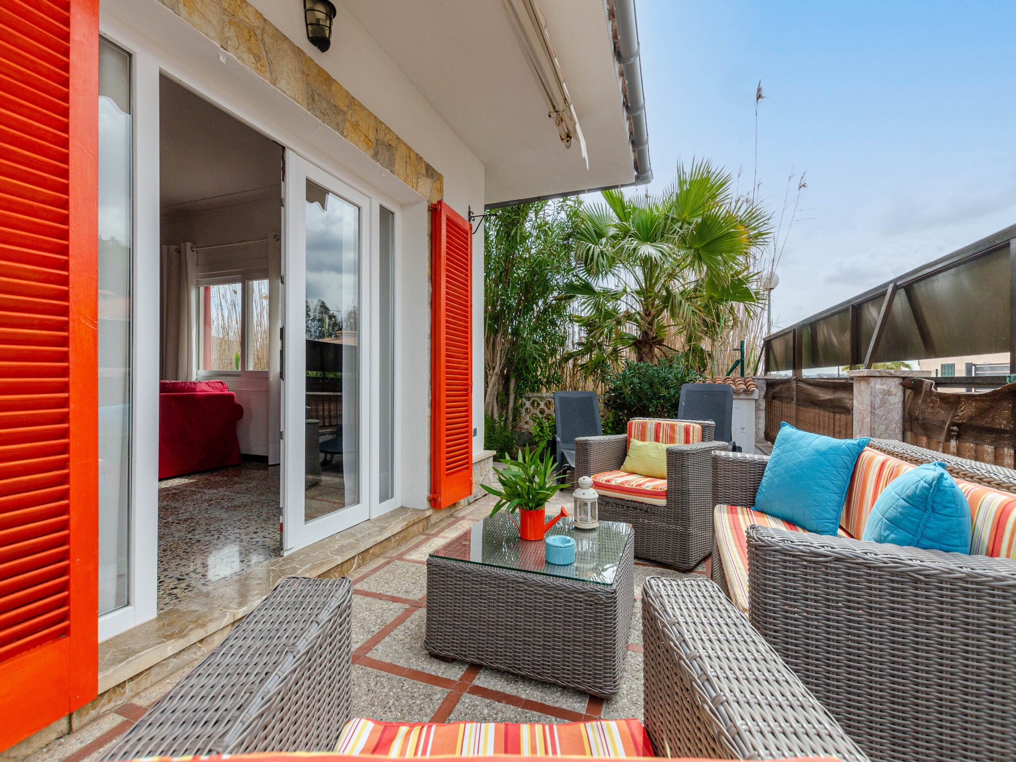  YourHouse Casa Esperanza