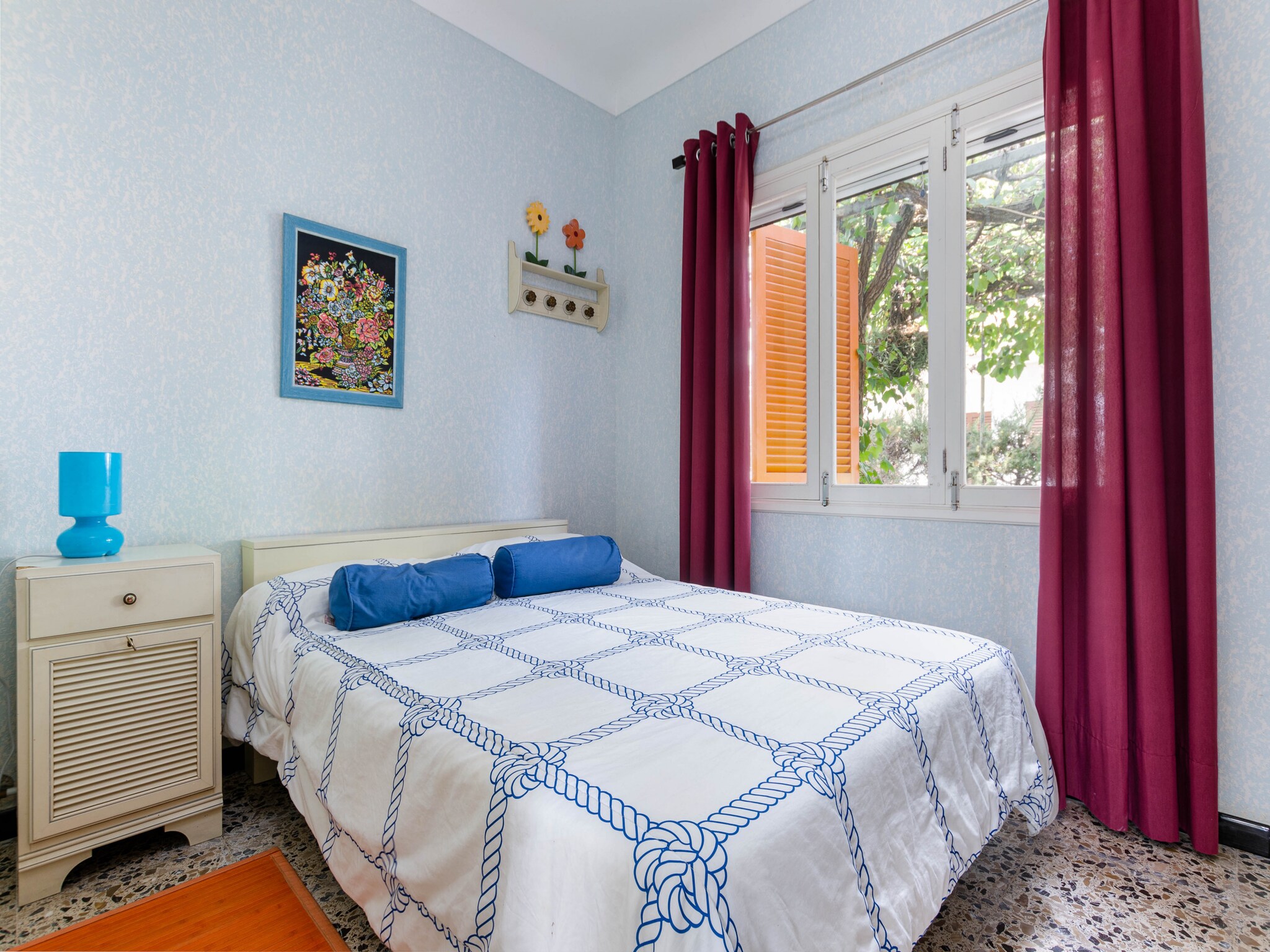   YourHouse Casa Esperanza