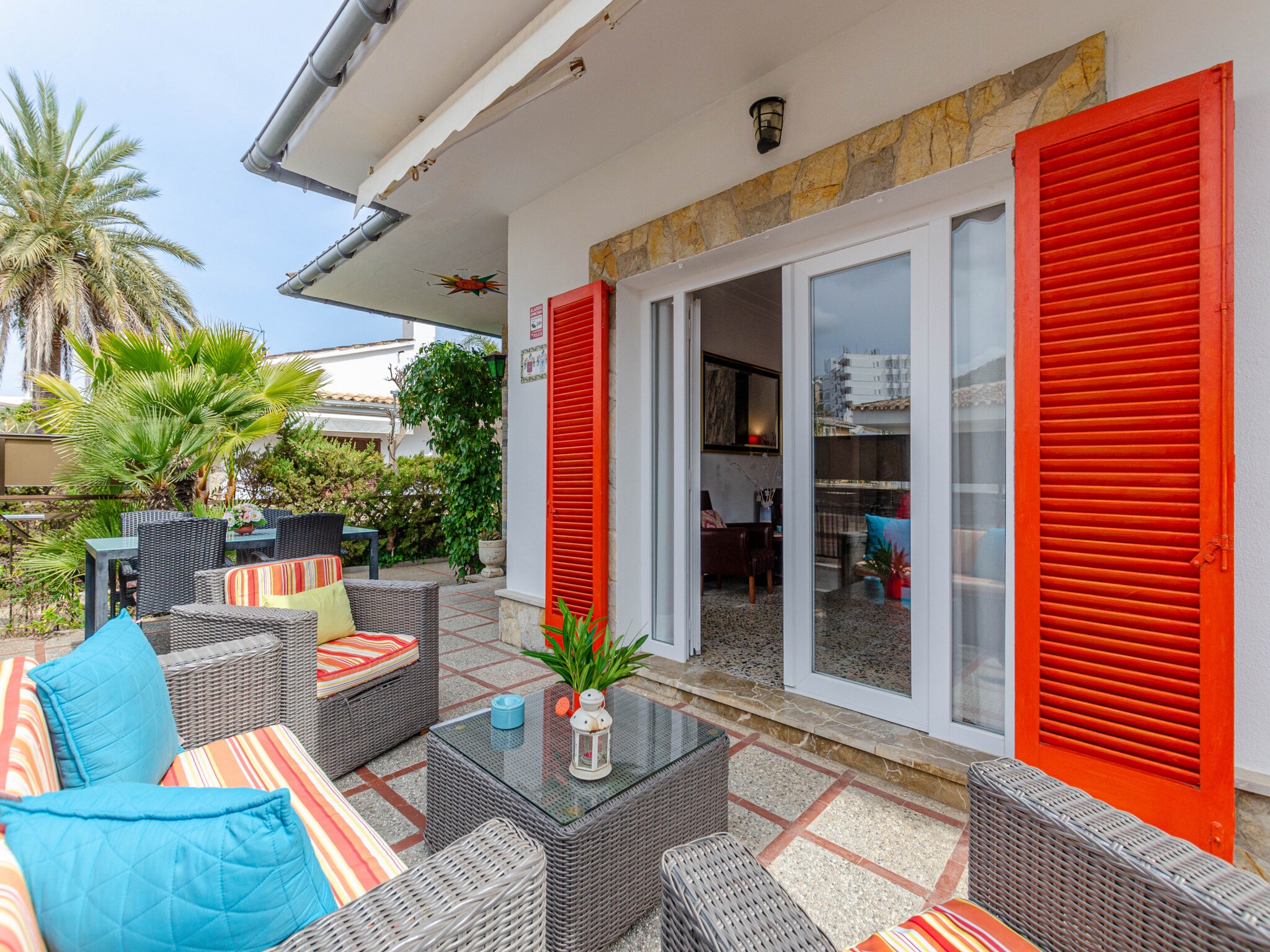  YourHouse Casa Esperanza