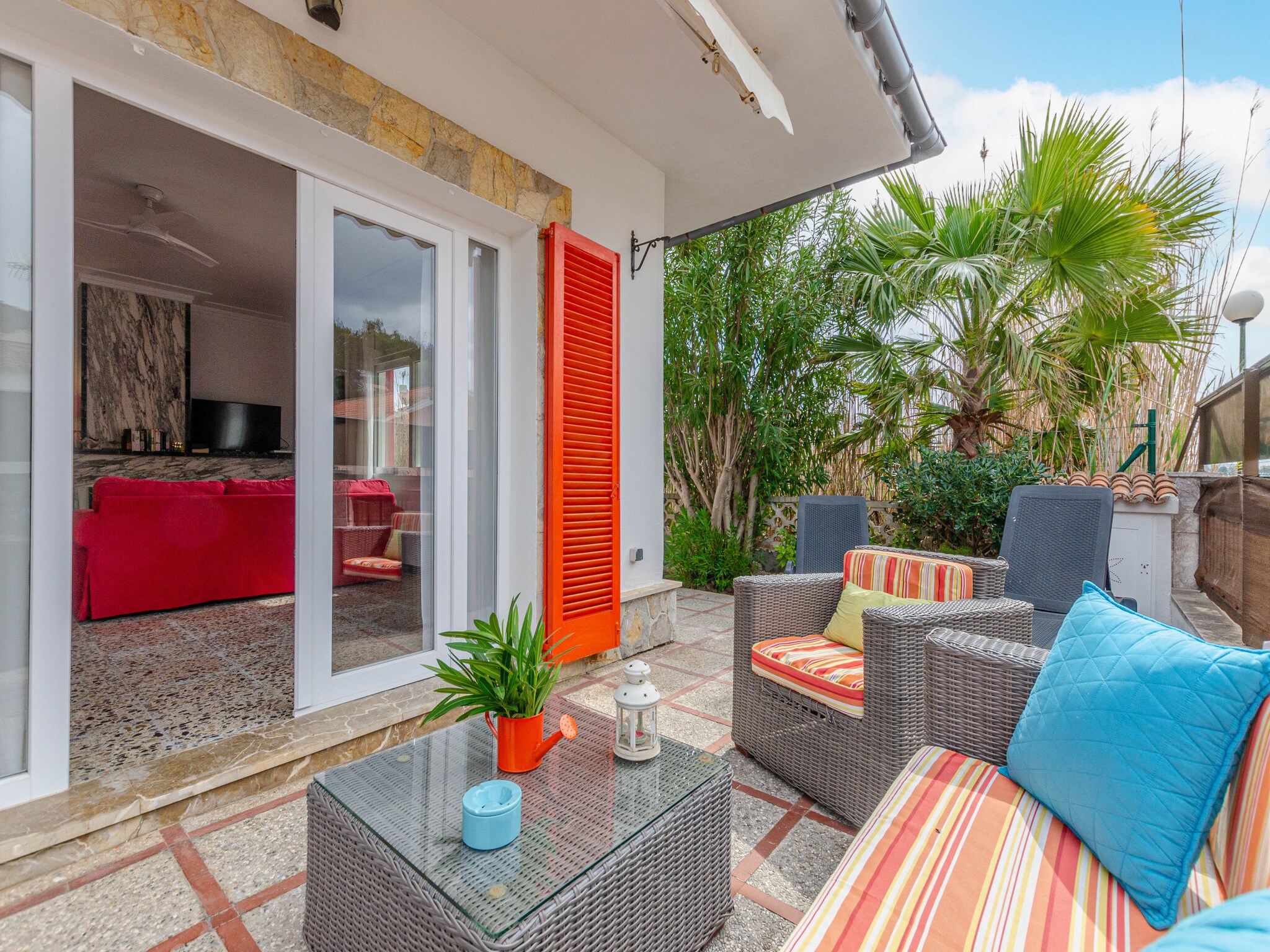   YourHouse Casa Esperanza