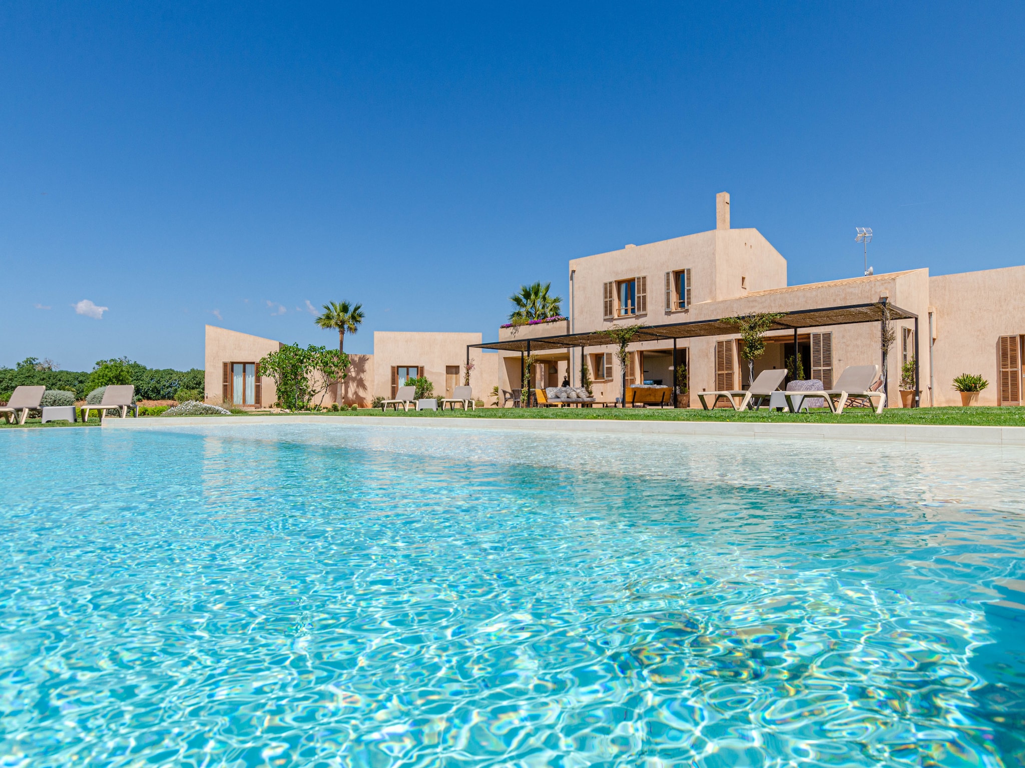 Semesterhus YourHouse Thalassa