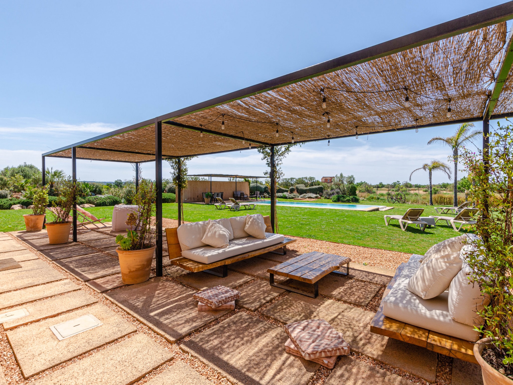 Semesterhus YourHouse Thalassa