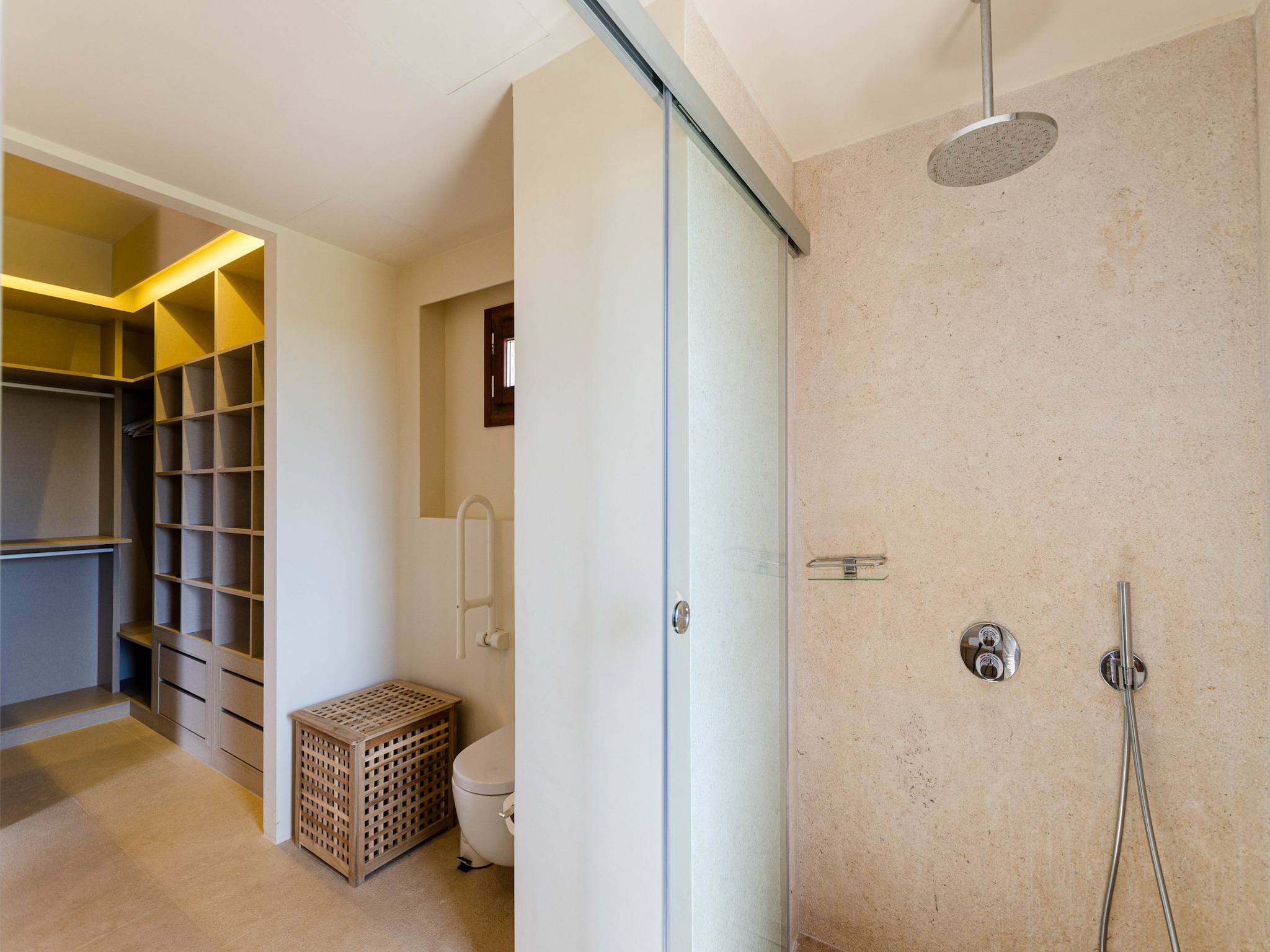 Semesterhus YourHouse Thalassa