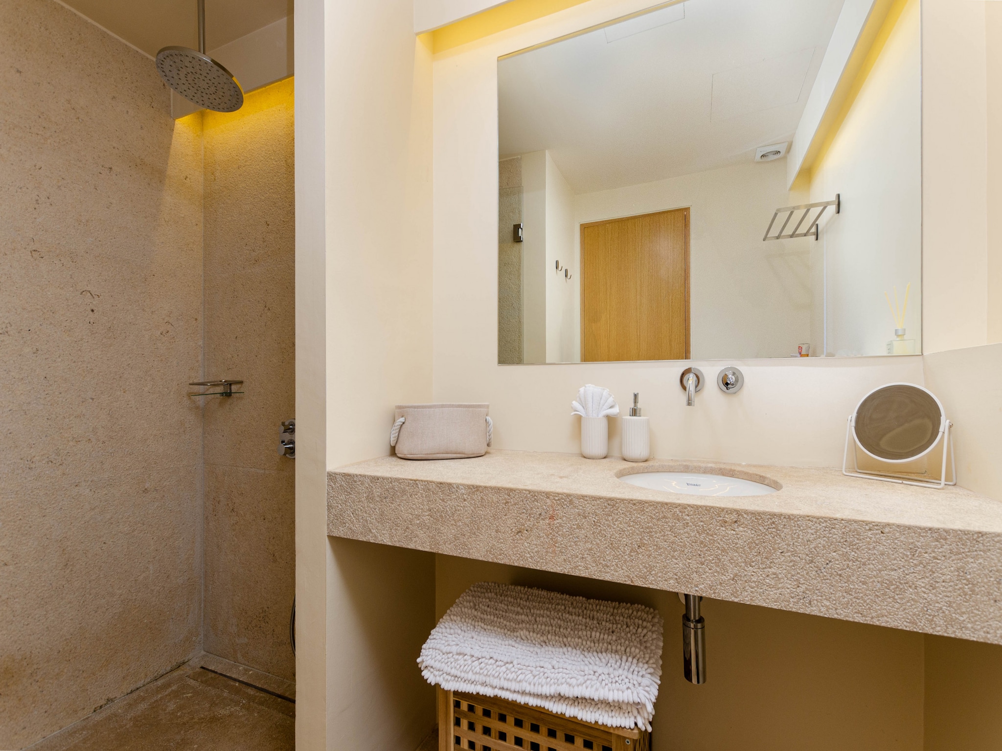 Semesterhus YourHouse Thalassa