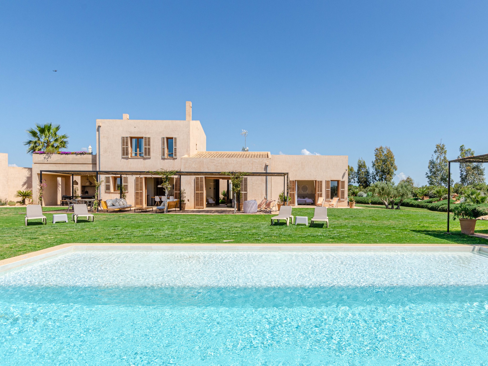 Semesterhus YourHouse Thalassa