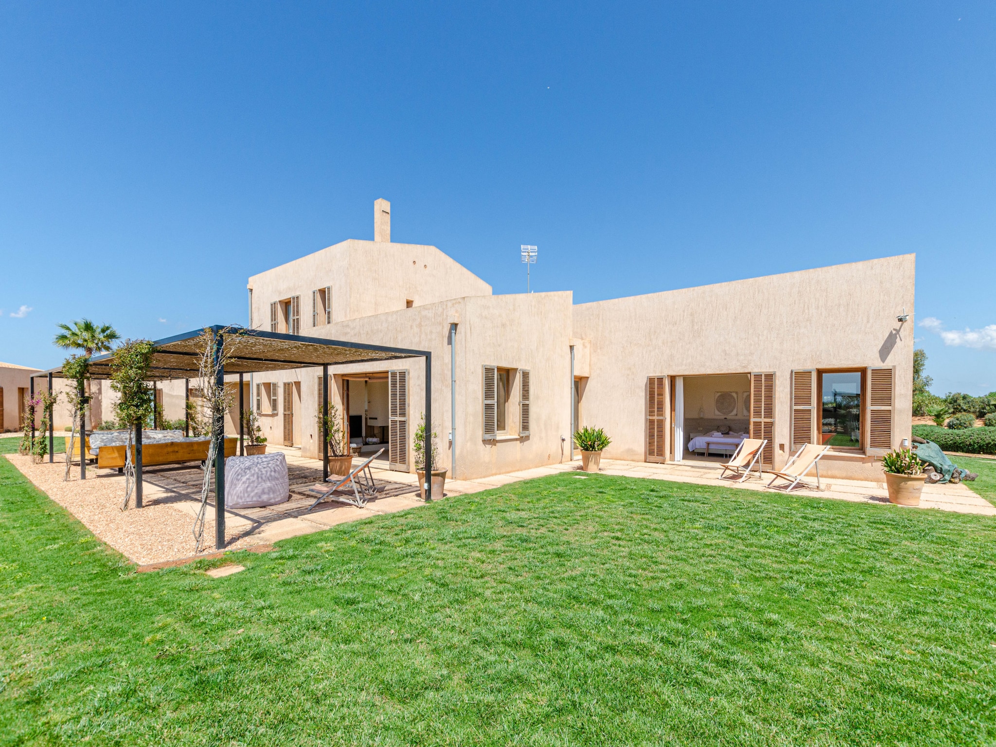 Semesterhus YourHouse Thalassa