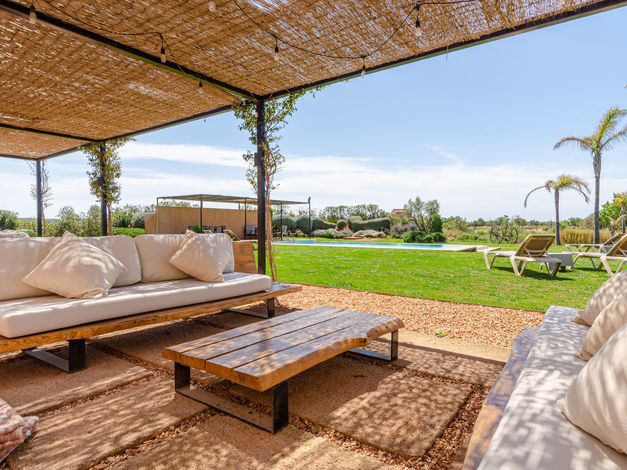 Semesterhus YourHouse Thalassa