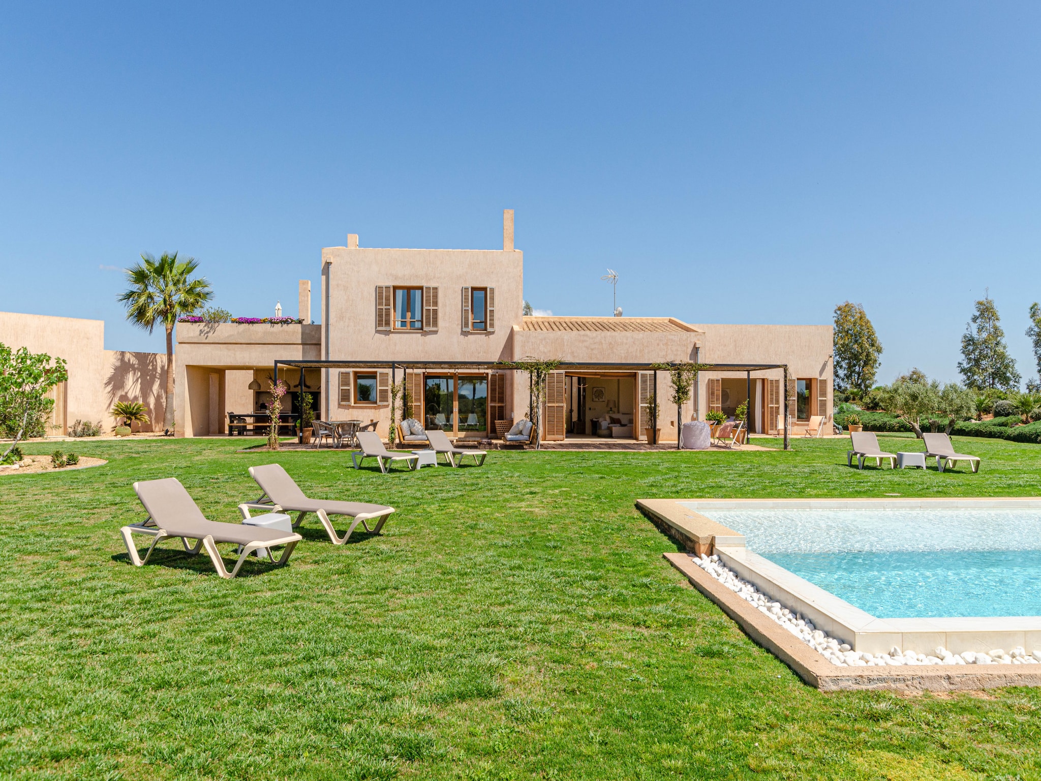 Semesterhus YourHouse Thalassa