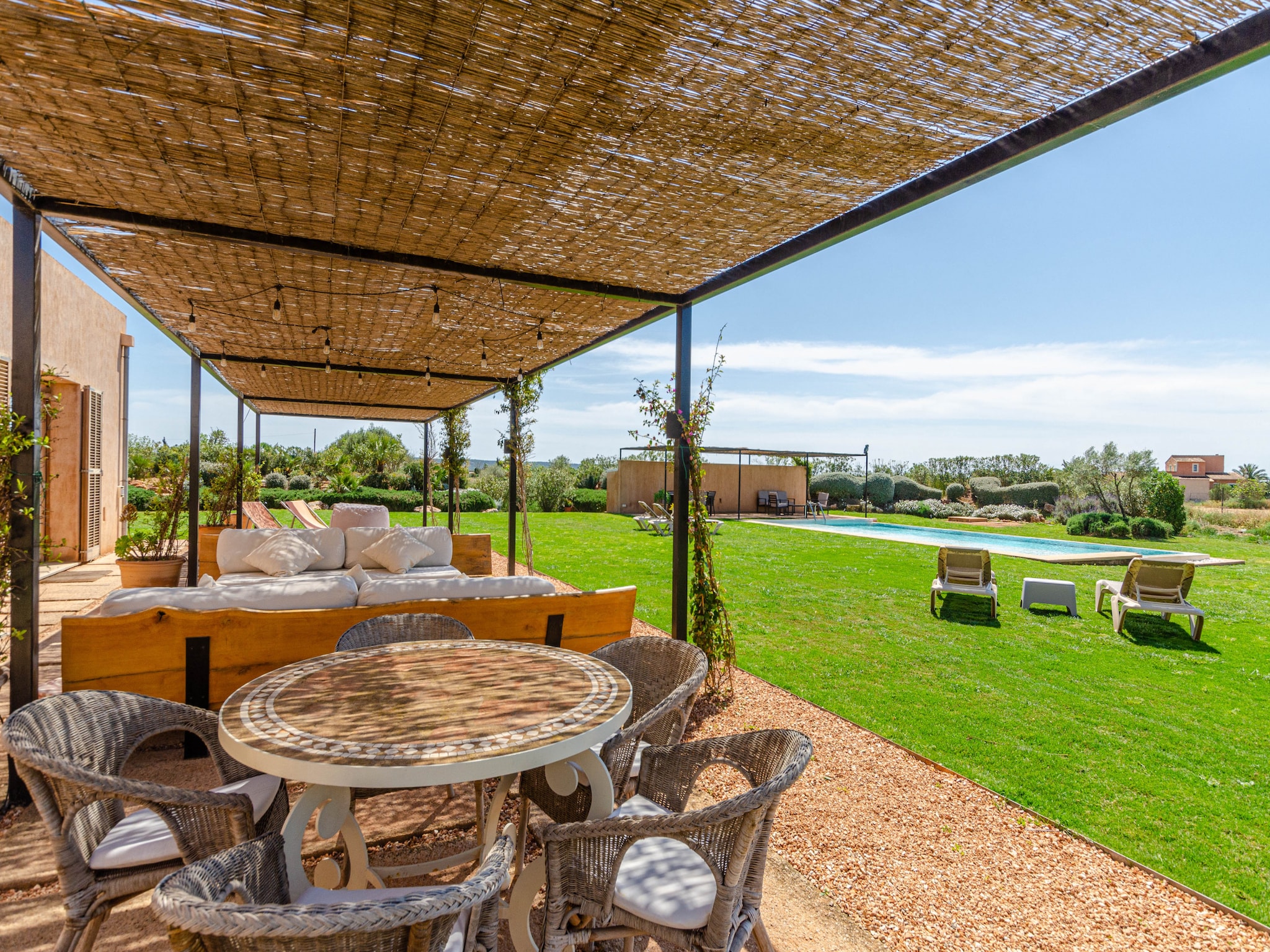 Semesterhus YourHouse Thalassa