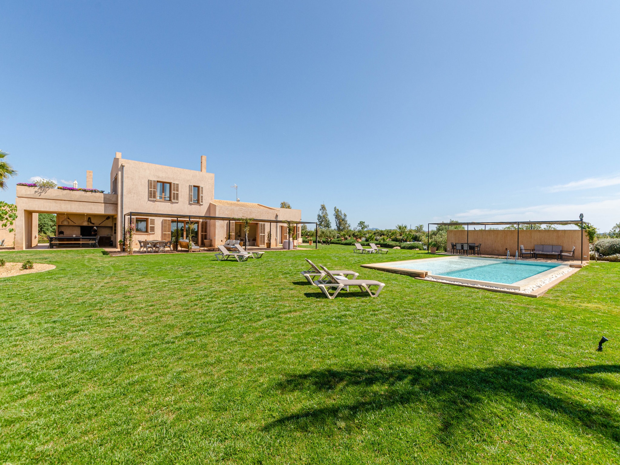 Semesterhus YourHouse Thalassa