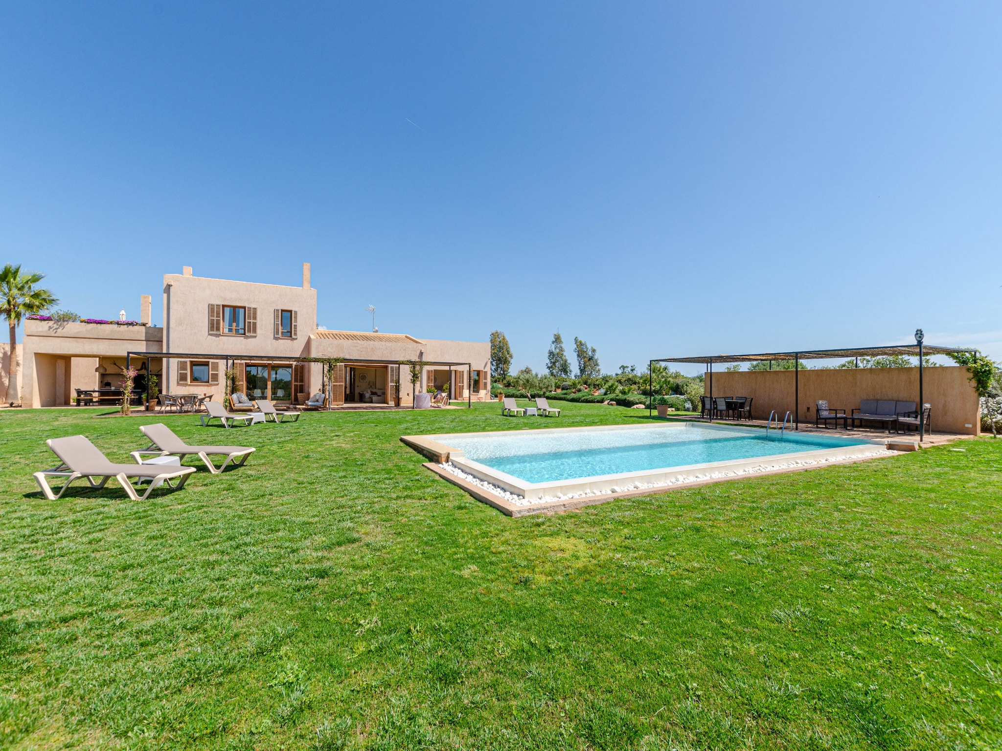 Semesterhus YourHouse Thalassa