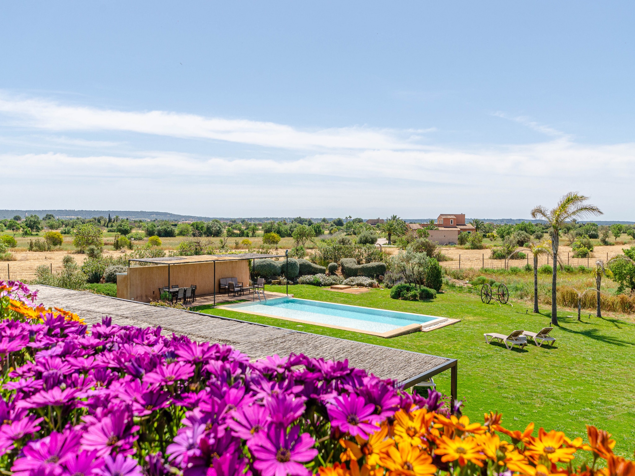 Semesterhus YourHouse Thalassa