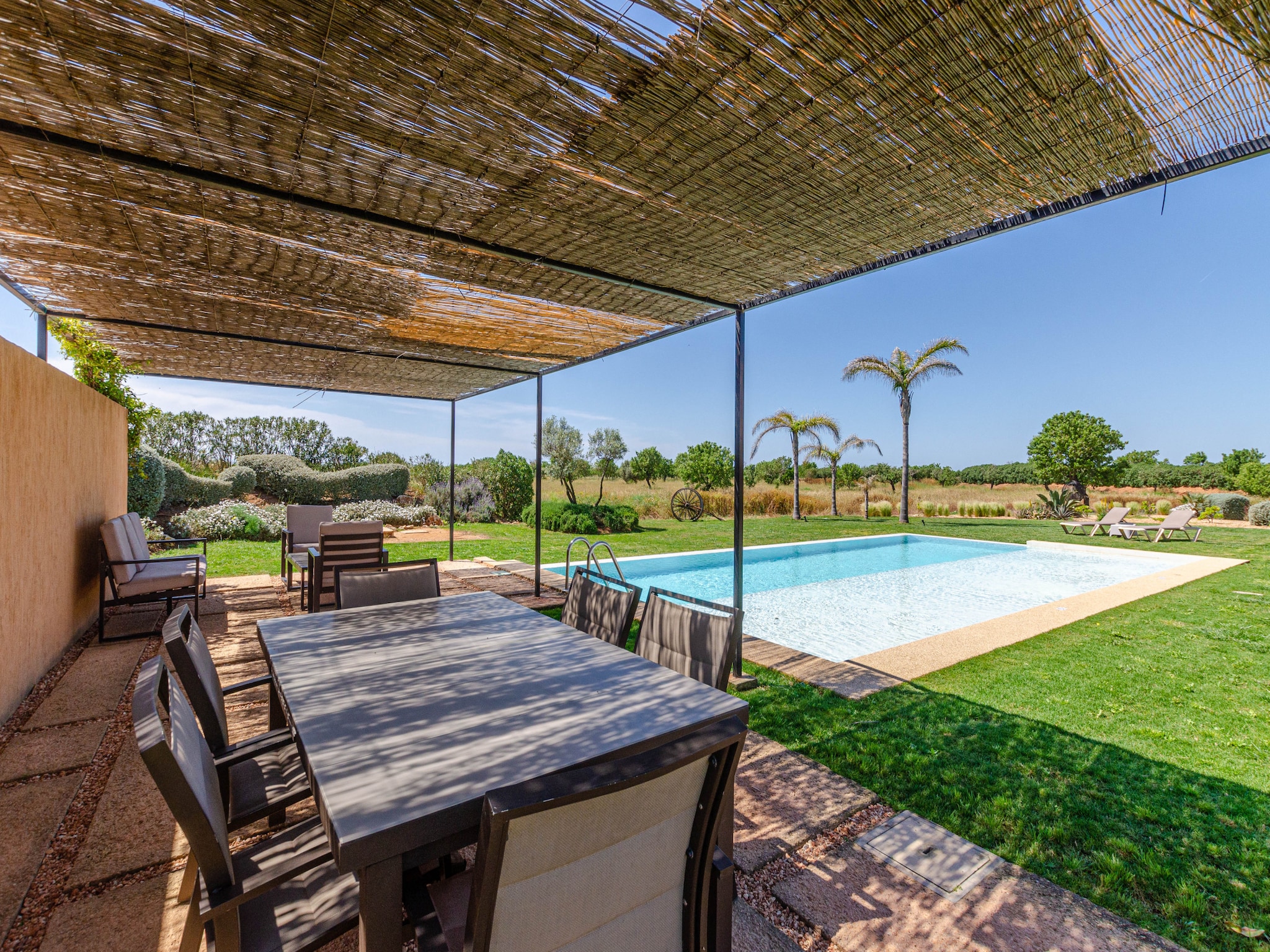 Semesterhus YourHouse Thalassa