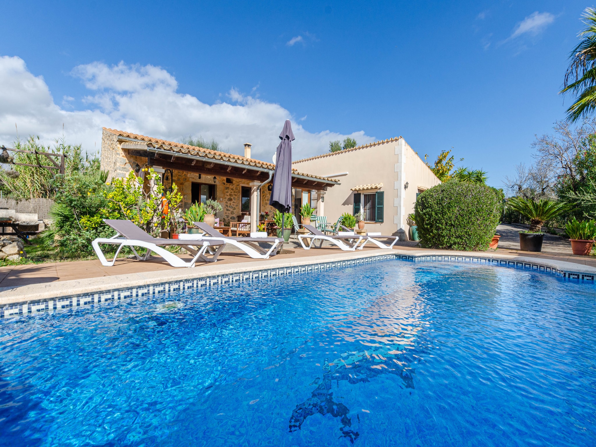 Feriebolig YourHouse Ermita