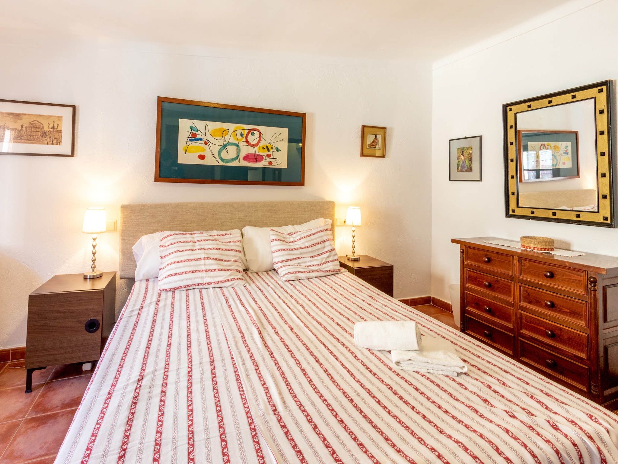 Apartamento Casa Joana Acogedora Casa de Pueblo con Terraza