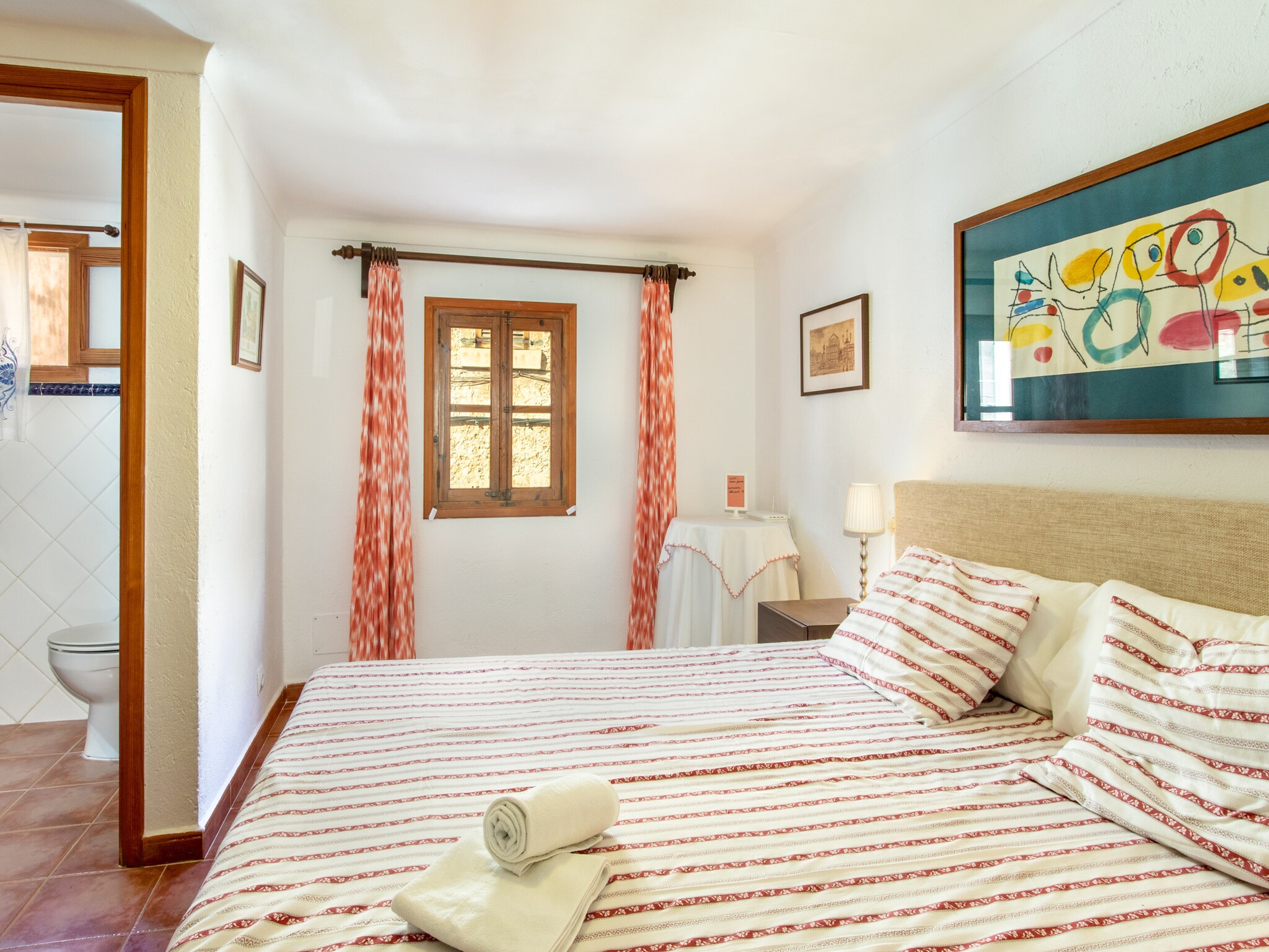 Apartamento Casa Joana Acogedora Casa de Pueblo con Terraza