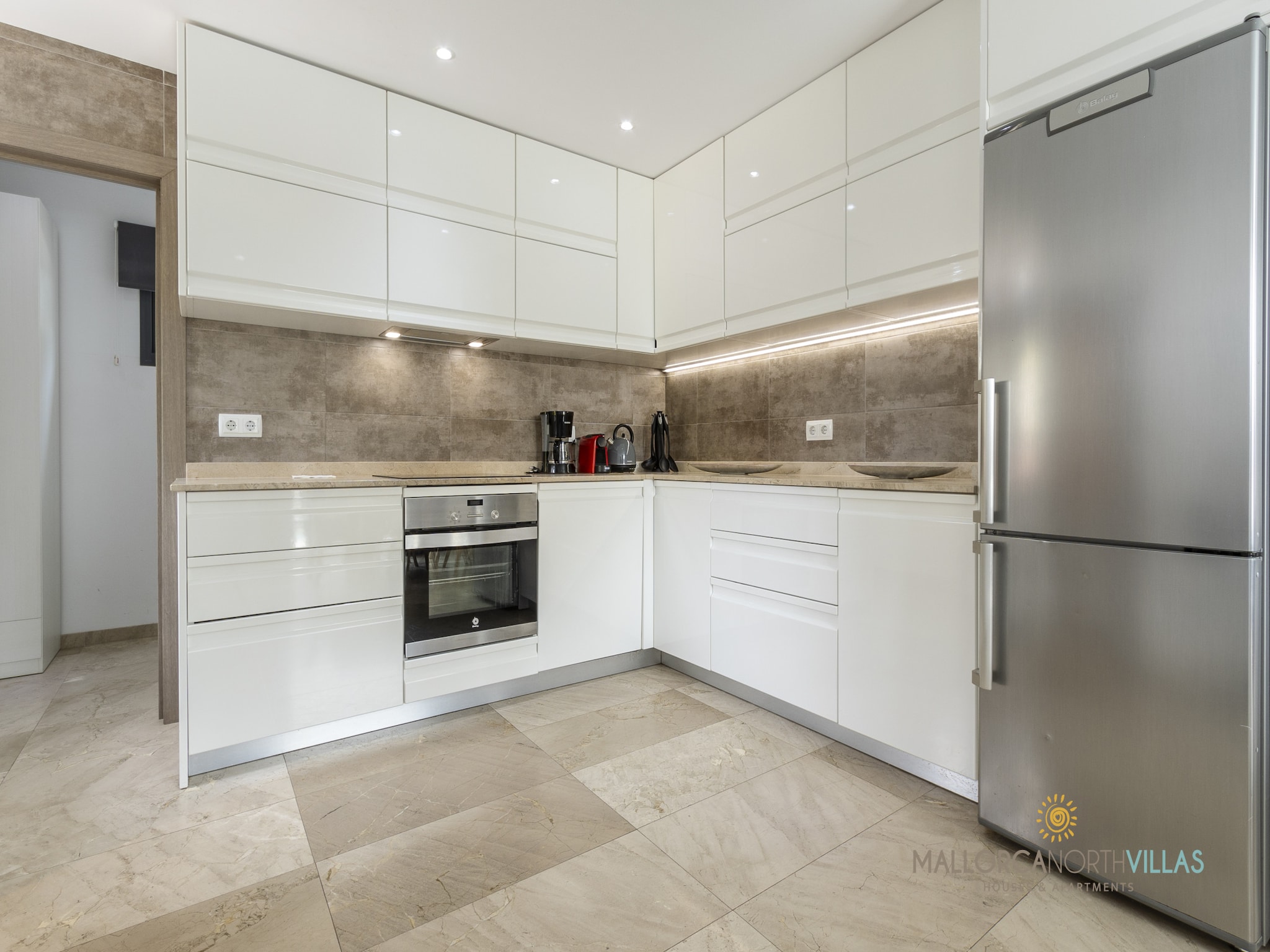 Feriebolig VILLA IOLA IDEAL PARA FAMILIAS A 150M DE LA PLAYA