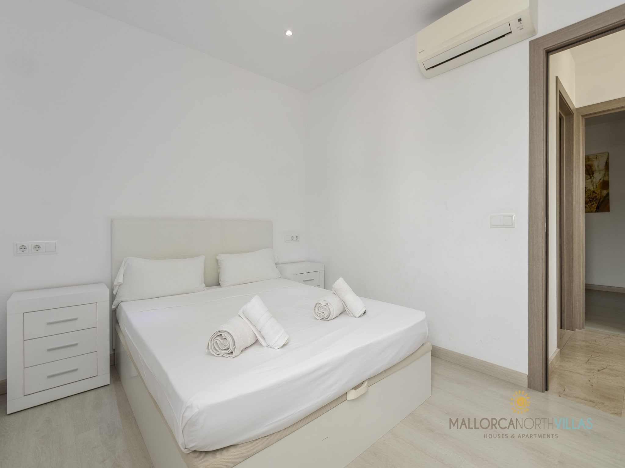 Feriebolig VILLA IOLA IDEAL PARA FAMILIAS A 150M DE LA PLAYA