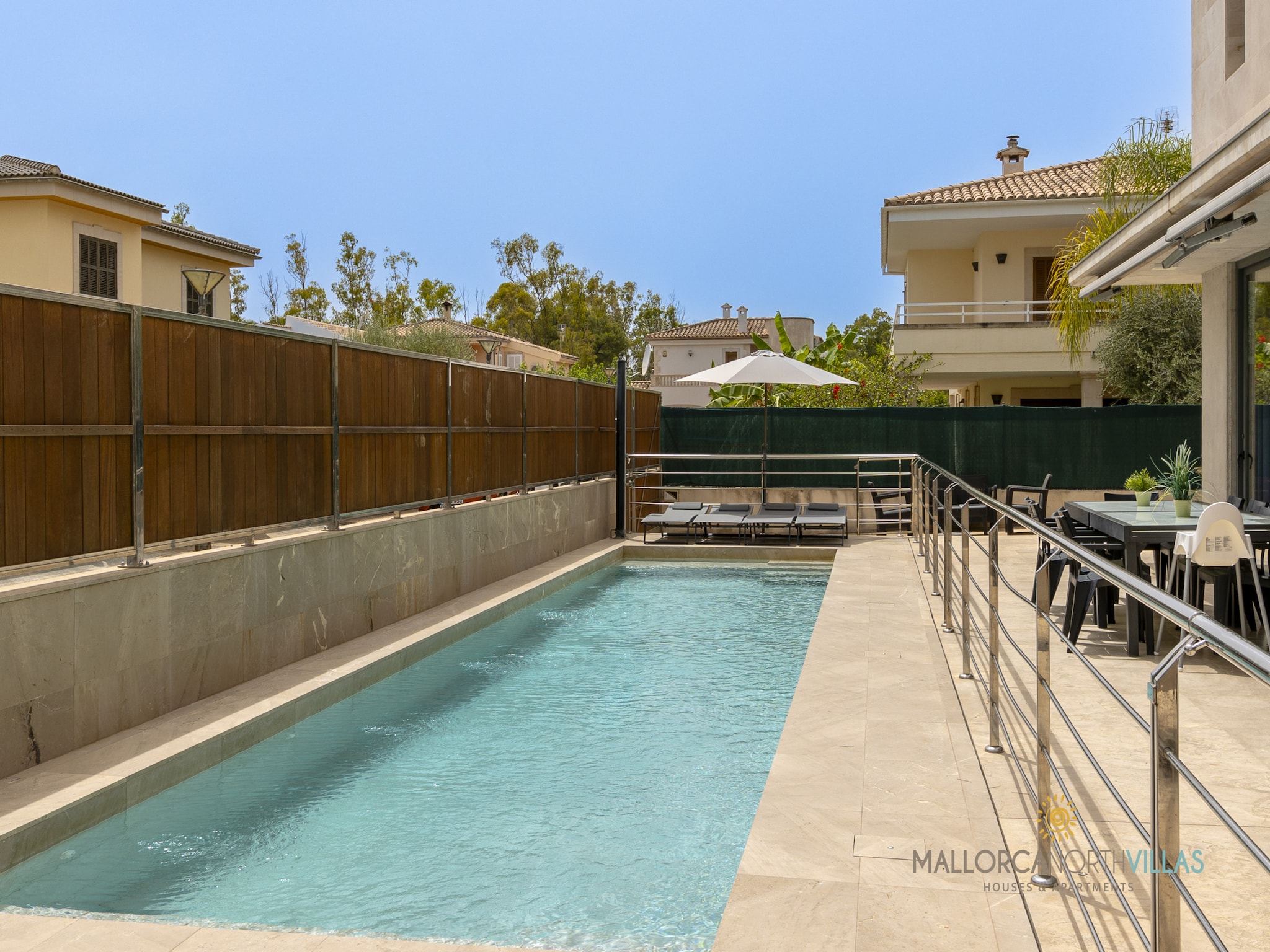 Feriebolig VILLA IOLA IDEAL PARA FAMILIAS A 150M DE LA PLAYA
