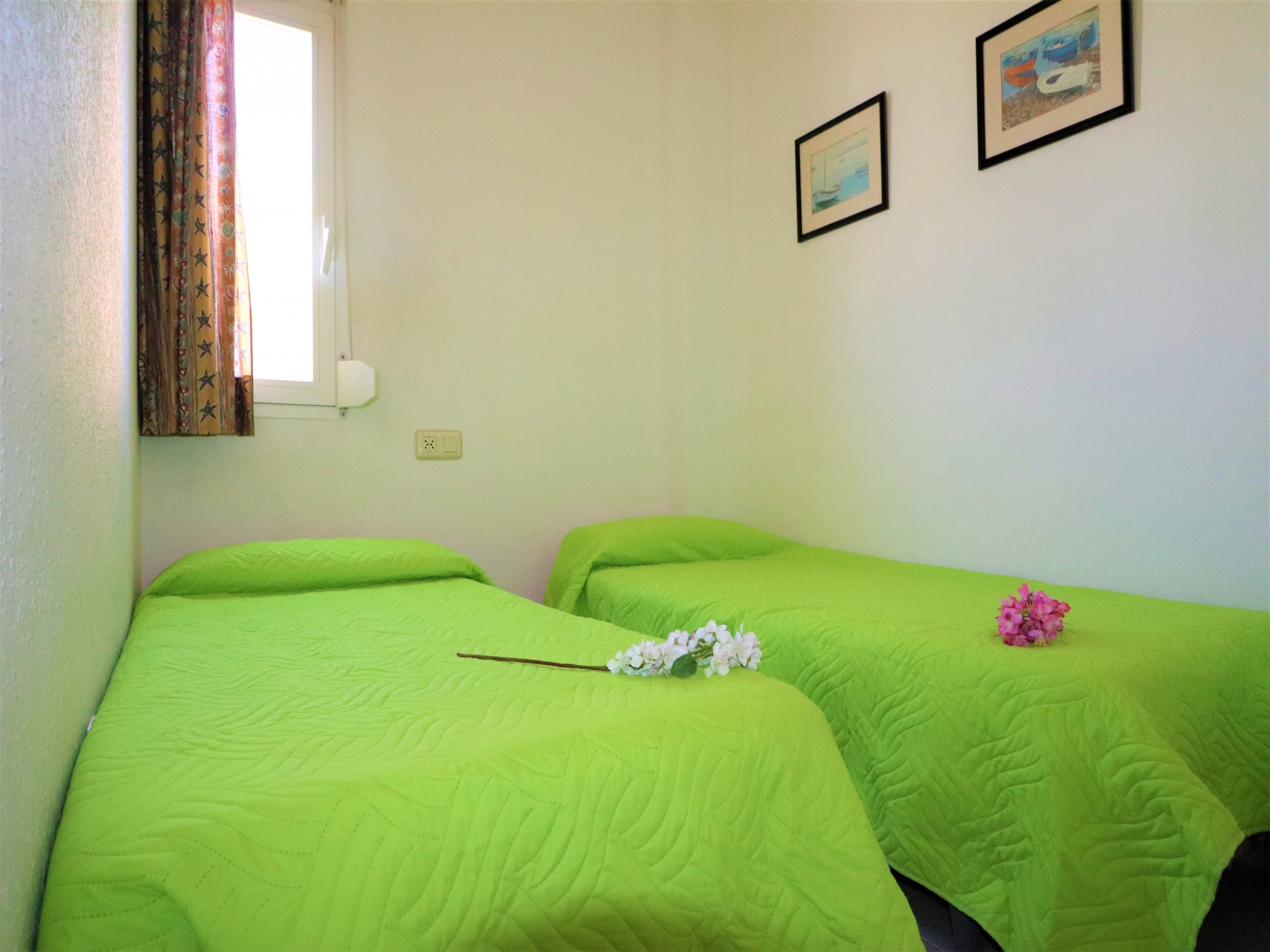 Appartement MEDITERRANEO  2 3 6 Roses