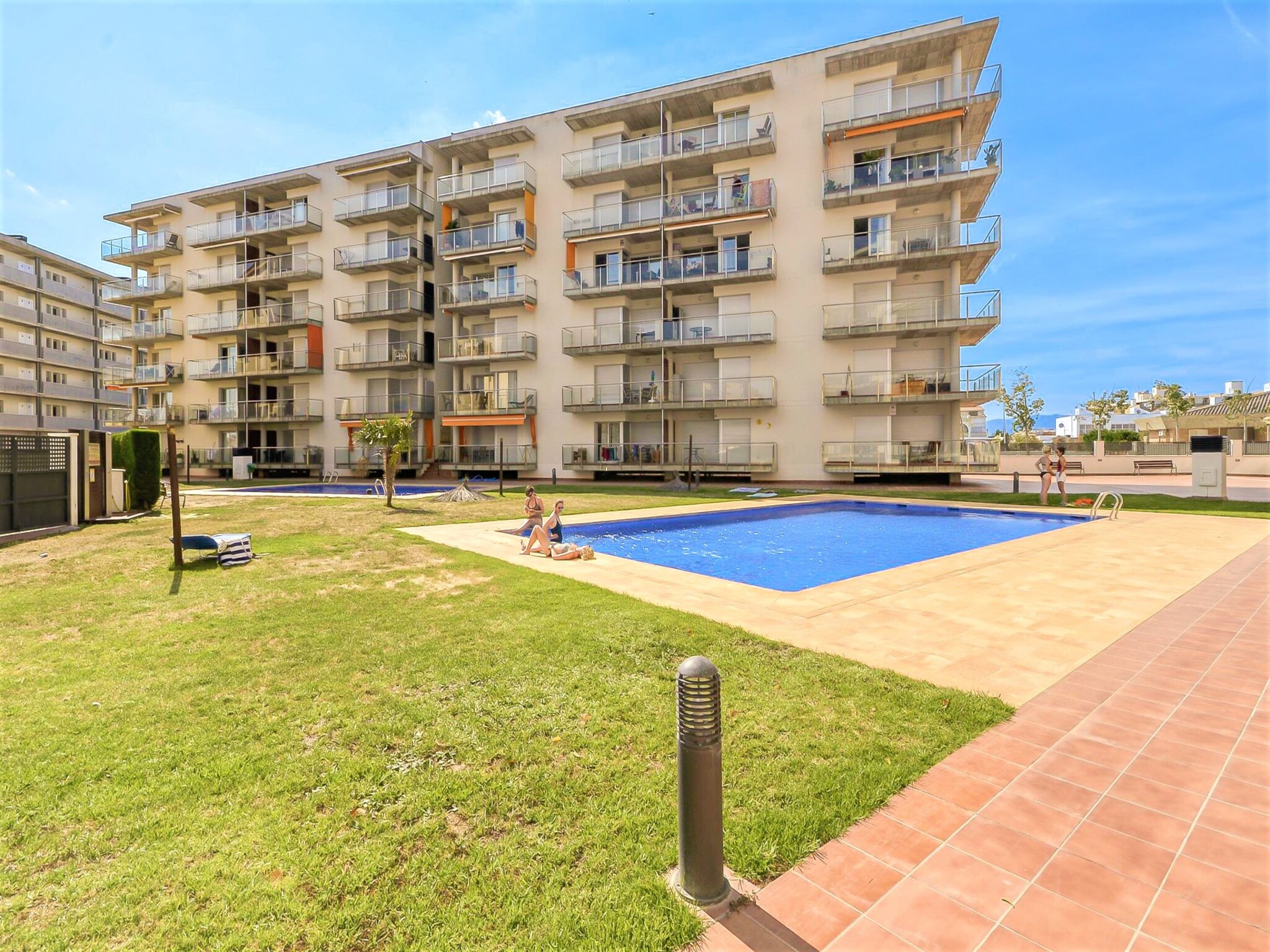Apartamento MARINES MESTRAL  2 5 Roses